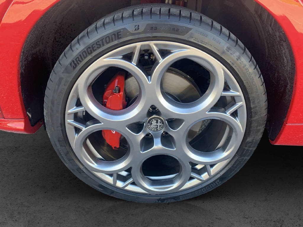 ALFA ROMEO Tonale 1.3 Plug-in Hybrid Tributo-image-15