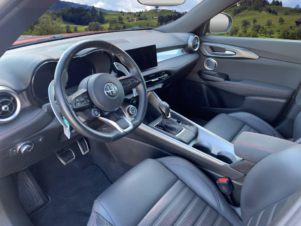 ALFA ROMEO Tonale 1.3 Plug-in Hybrid Tributo-image-5