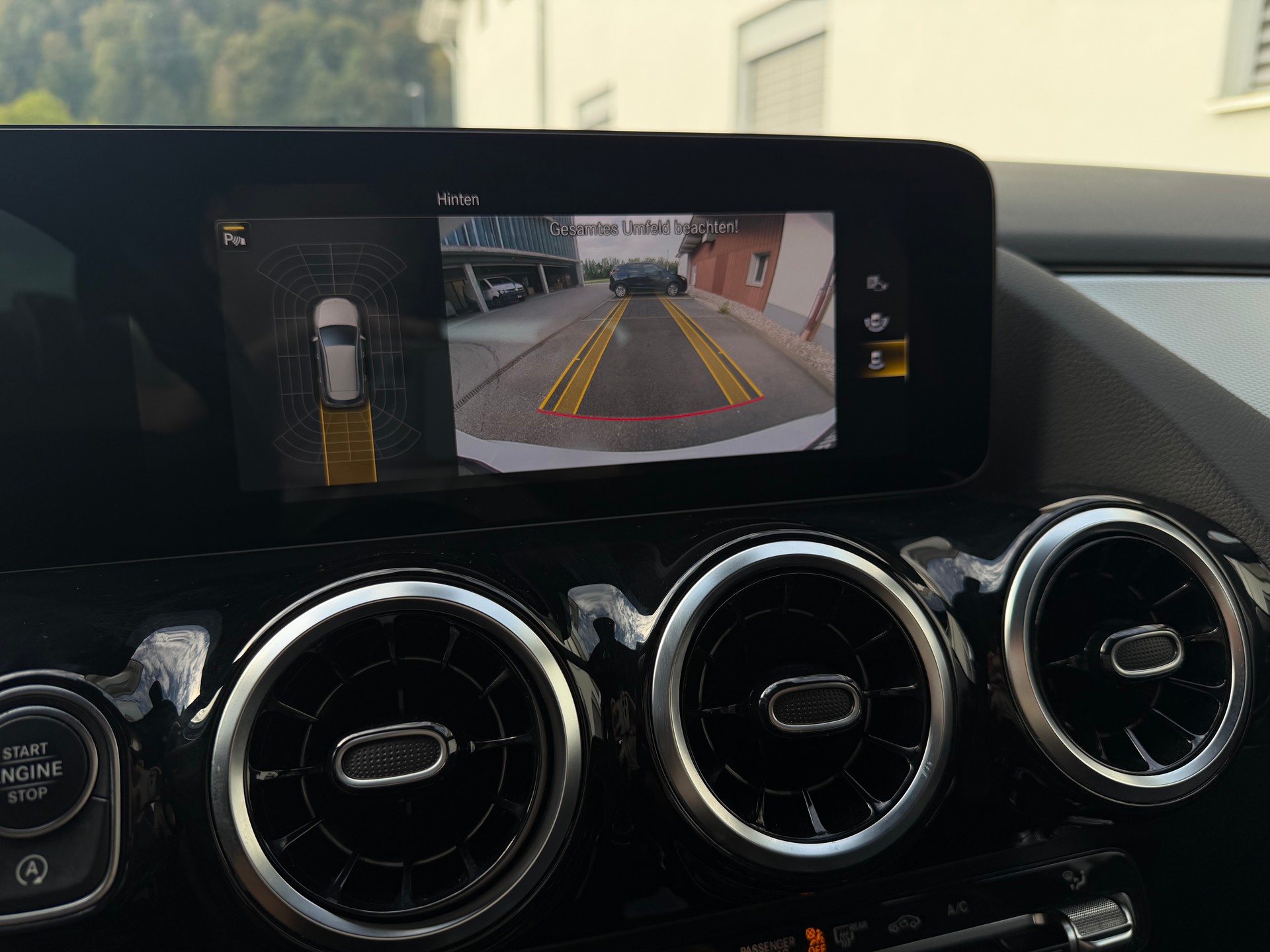 MERCEDES-BENZ B 180 SE Line 7G-DCT-image-23