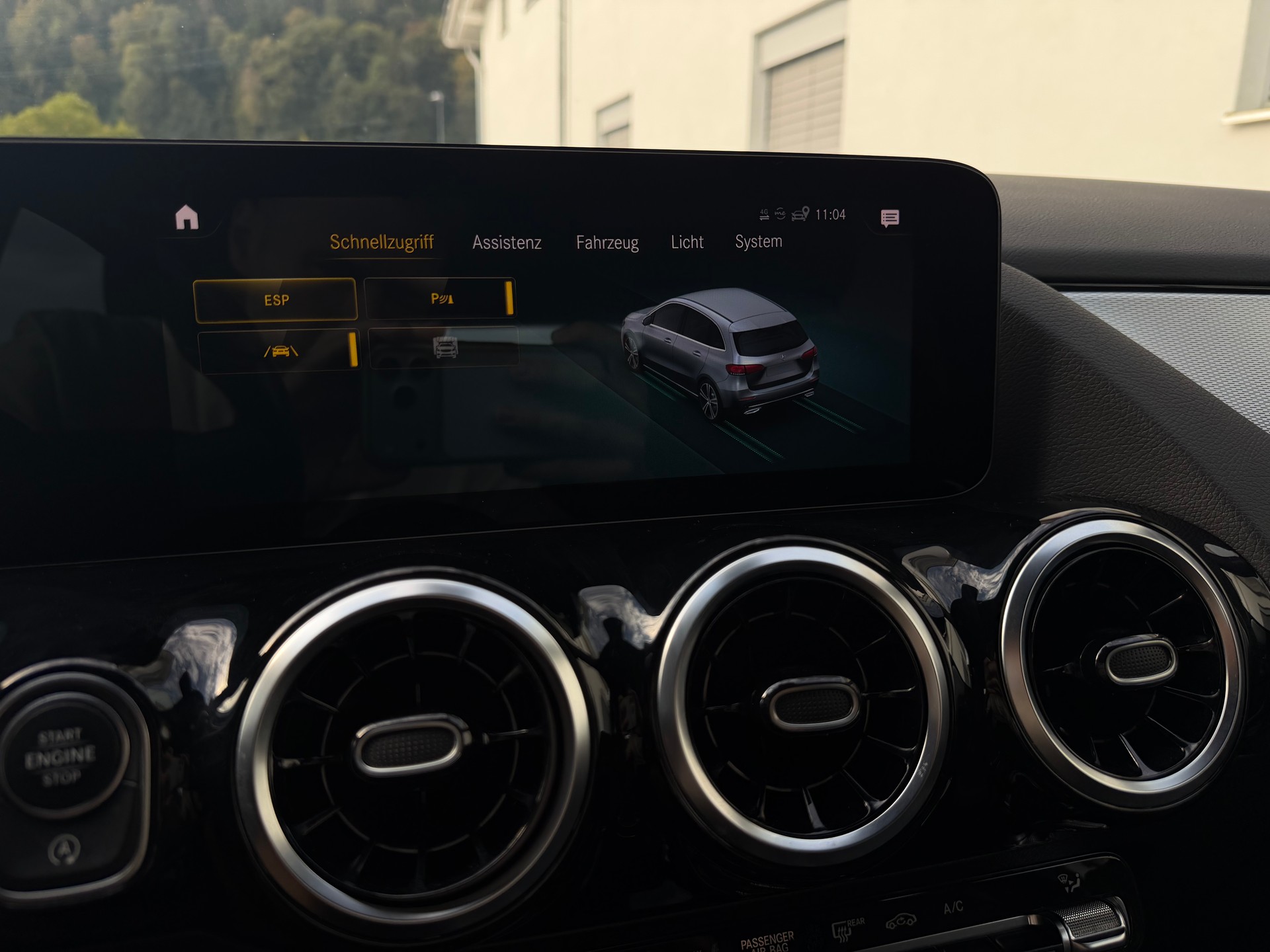 MERCEDES-BENZ B 180 SE Line 7G-DCT-image-24