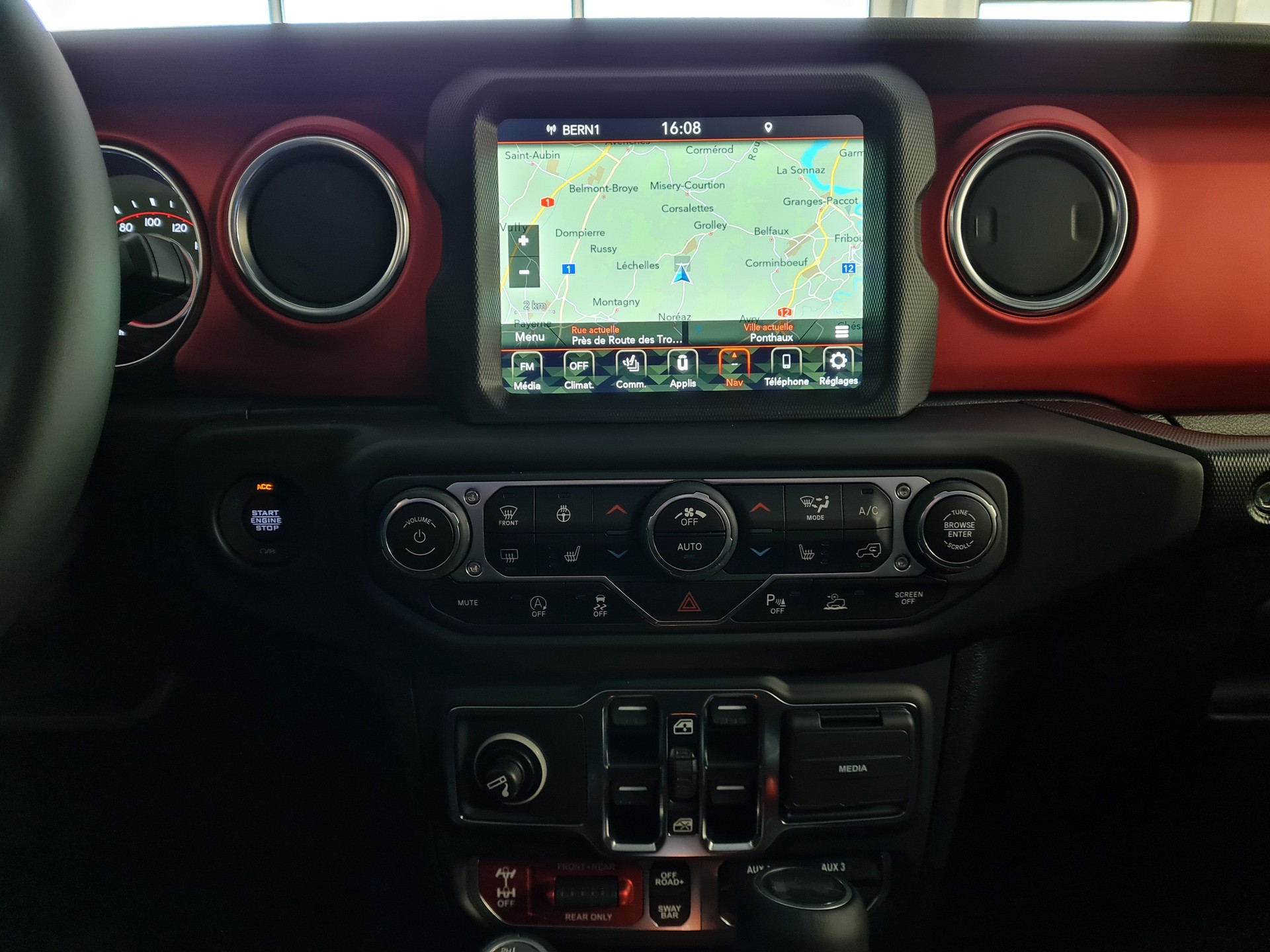 JEEP WRANGLER 2.0 Turbo Rubicon U-image-10