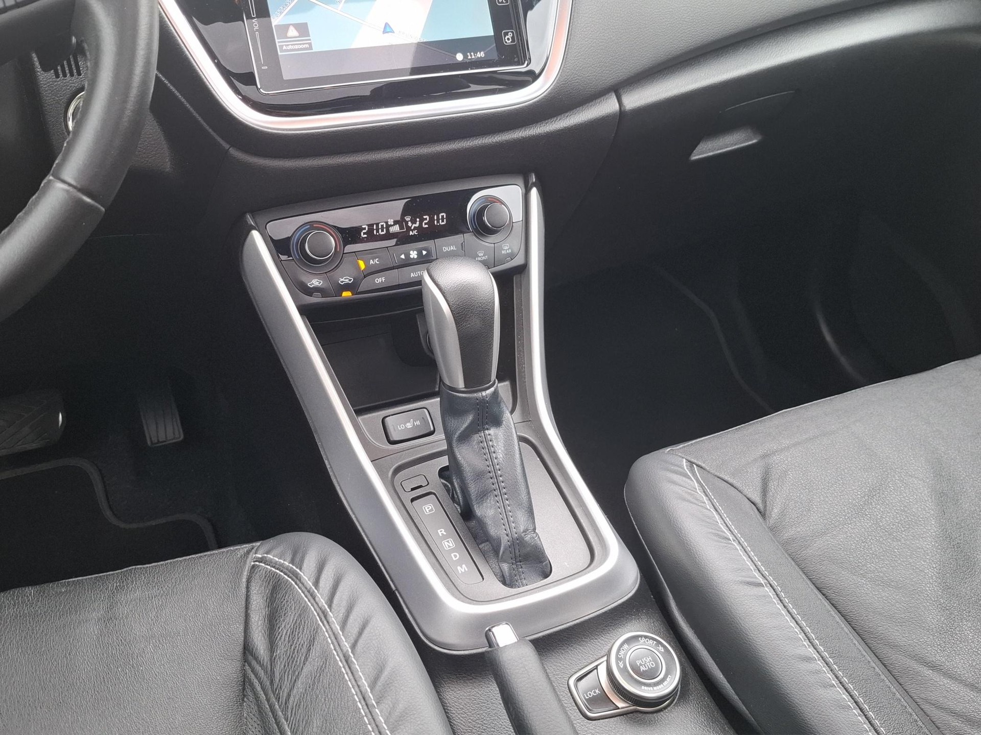 SUZUKI SX4 S-Cross 1.4 T Compact Top 4x4-image-11
