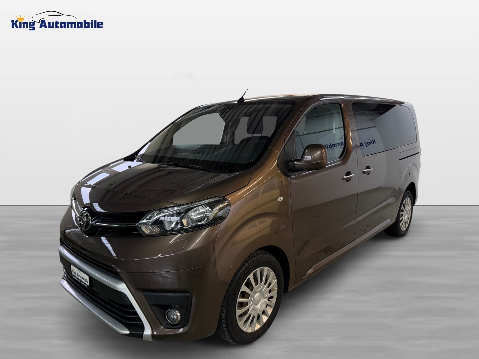 TOYOTA Proace Verso 2.0 D-4D Shuttle L1 | 1 Platz für Rollstuhl | 7-Plätzer | Elektrische Türen L+R | Ab MFK 03.2026-image-2