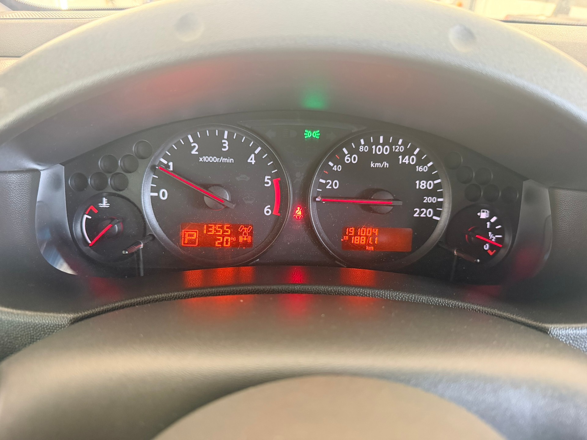 NISSAN Navara Double Cab Platinum 2.5 dCi 4WD Automat-image-23