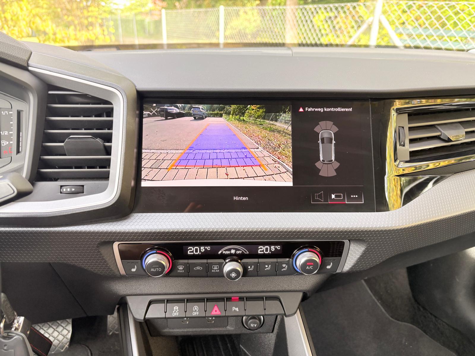 AUDI 1.0 30 TFSI Attraction S-Tronic-image-7
