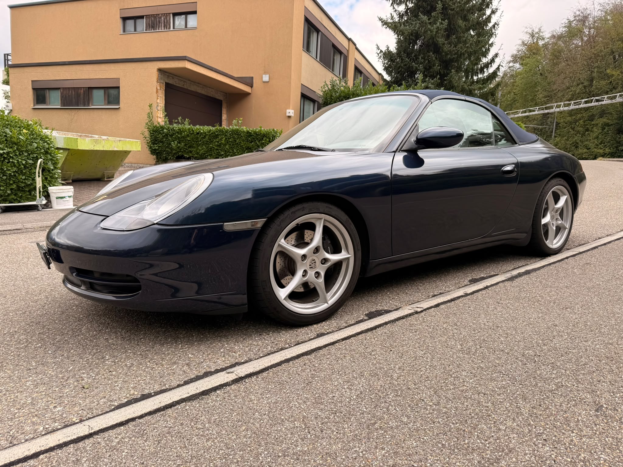 Car photo