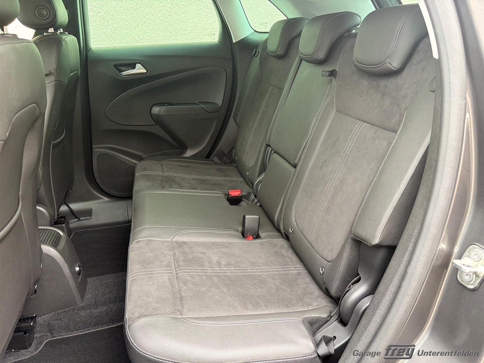 OPEL Crossland 1.2i Elegance Automat "Blitz"-image-13