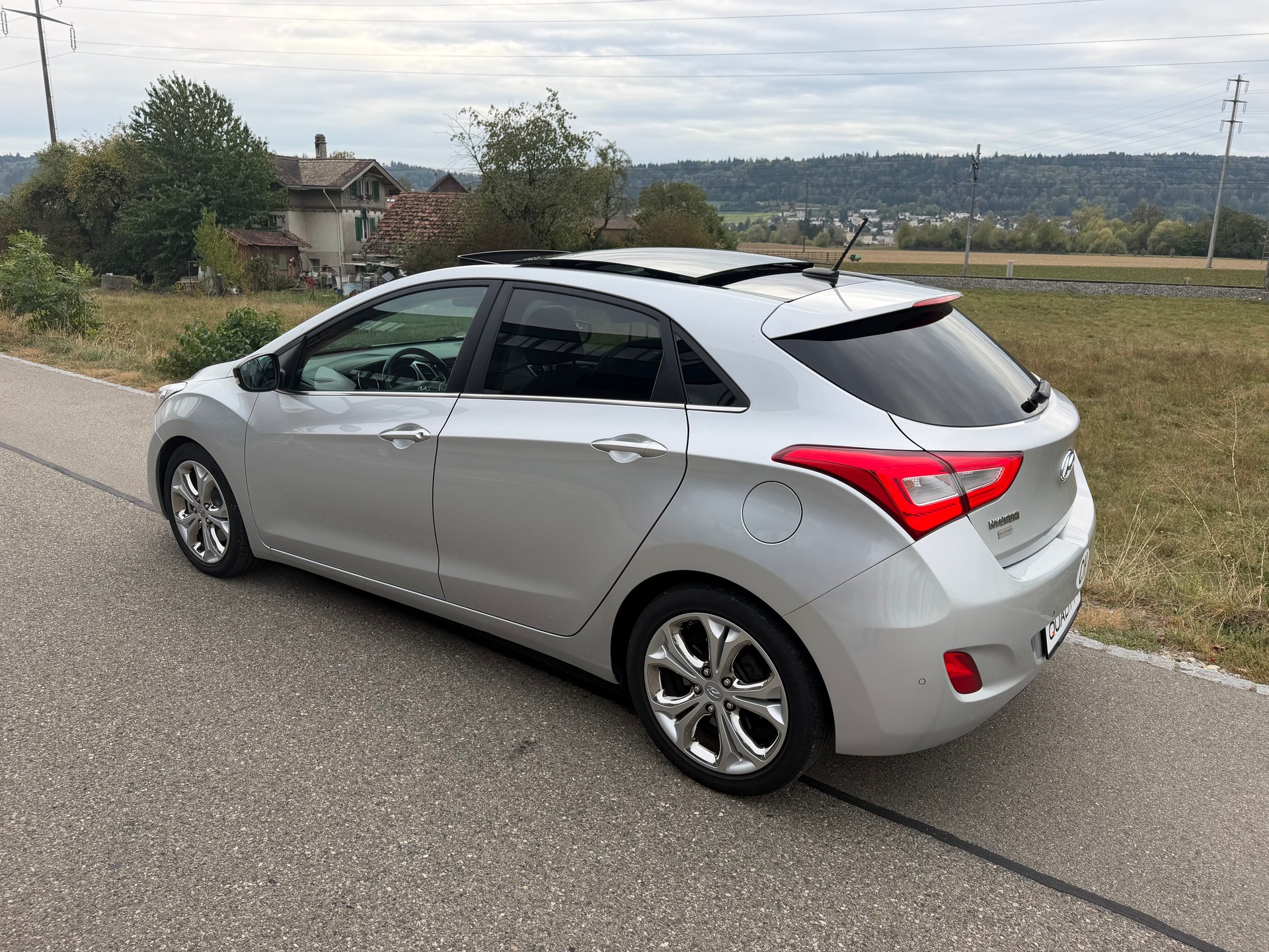 HYUNDAI i30 1.6 CRDi** Vertex** Rückfahrkamera ** Panorama-Schiebedach**-image-10