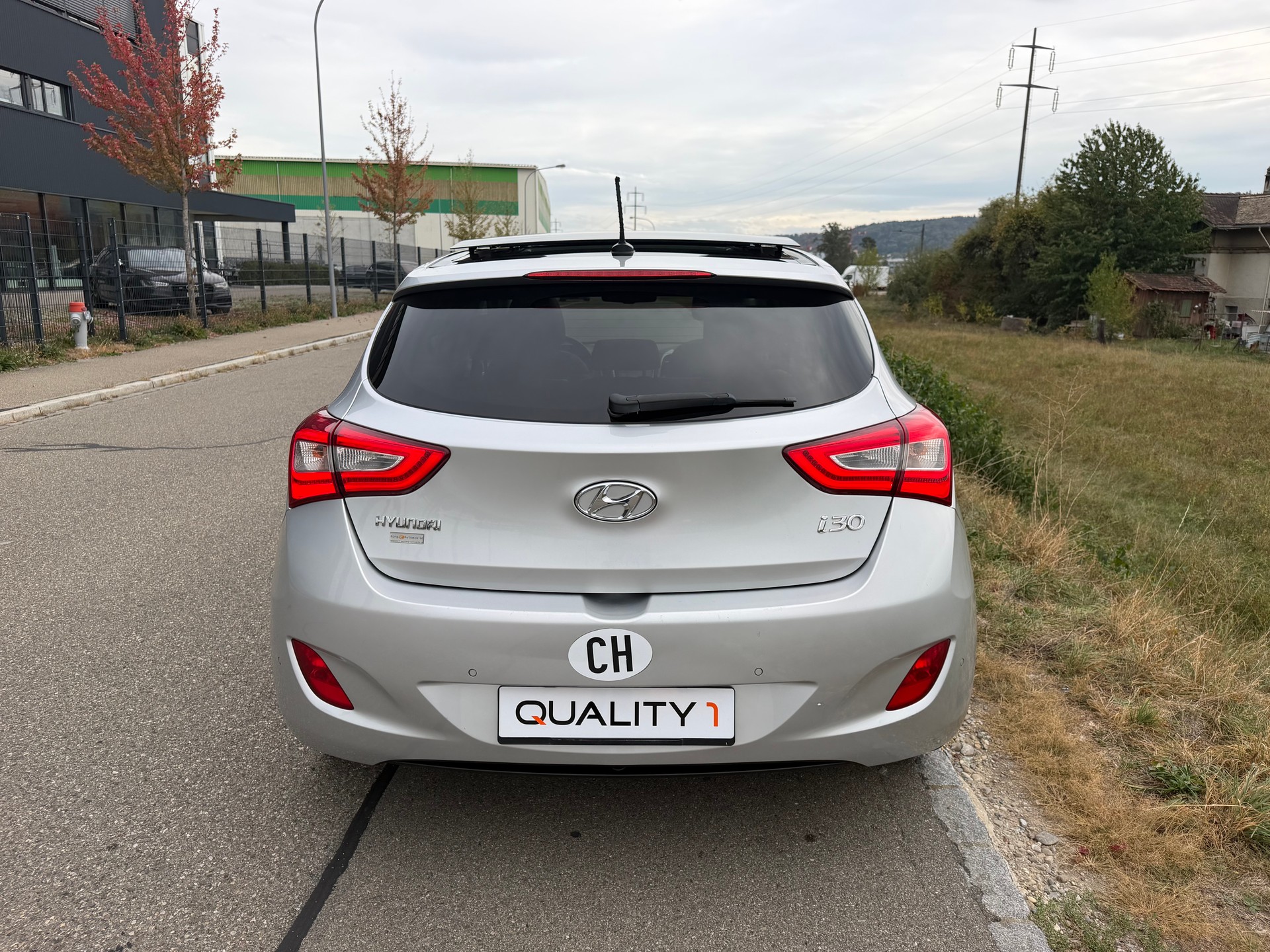 HYUNDAI i30 1.6 CRDi** Vertex** Rückfahrkamera ** Panorama-Schiebedach**-image-11