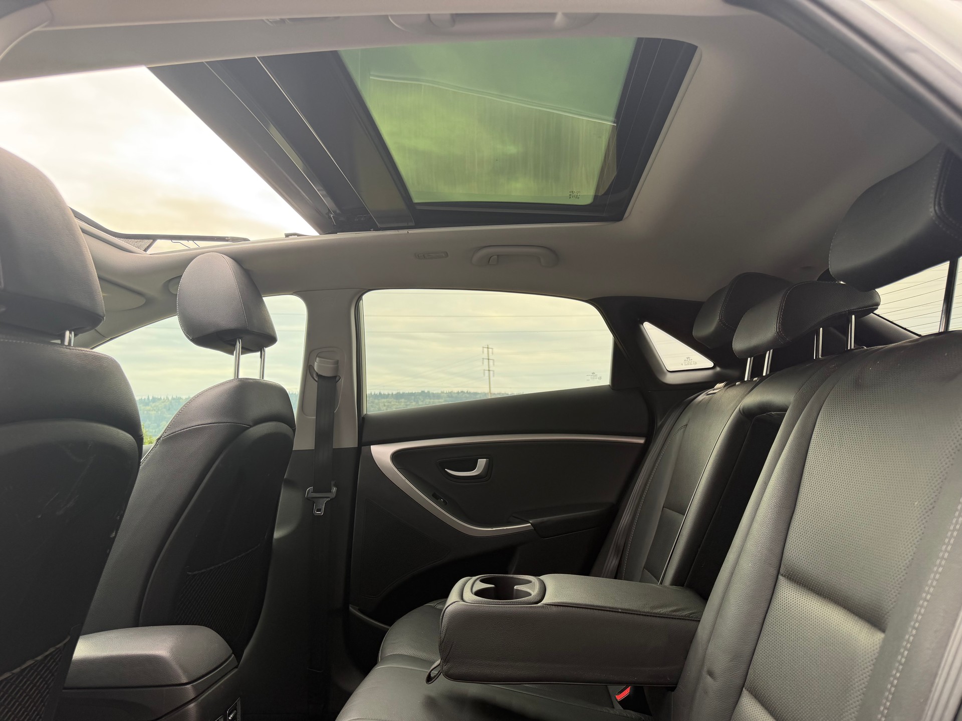 HYUNDAI i30 1.6 CRDi** Vertex** Rückfahrkamera ** Panorama-Schiebedach**-image-24