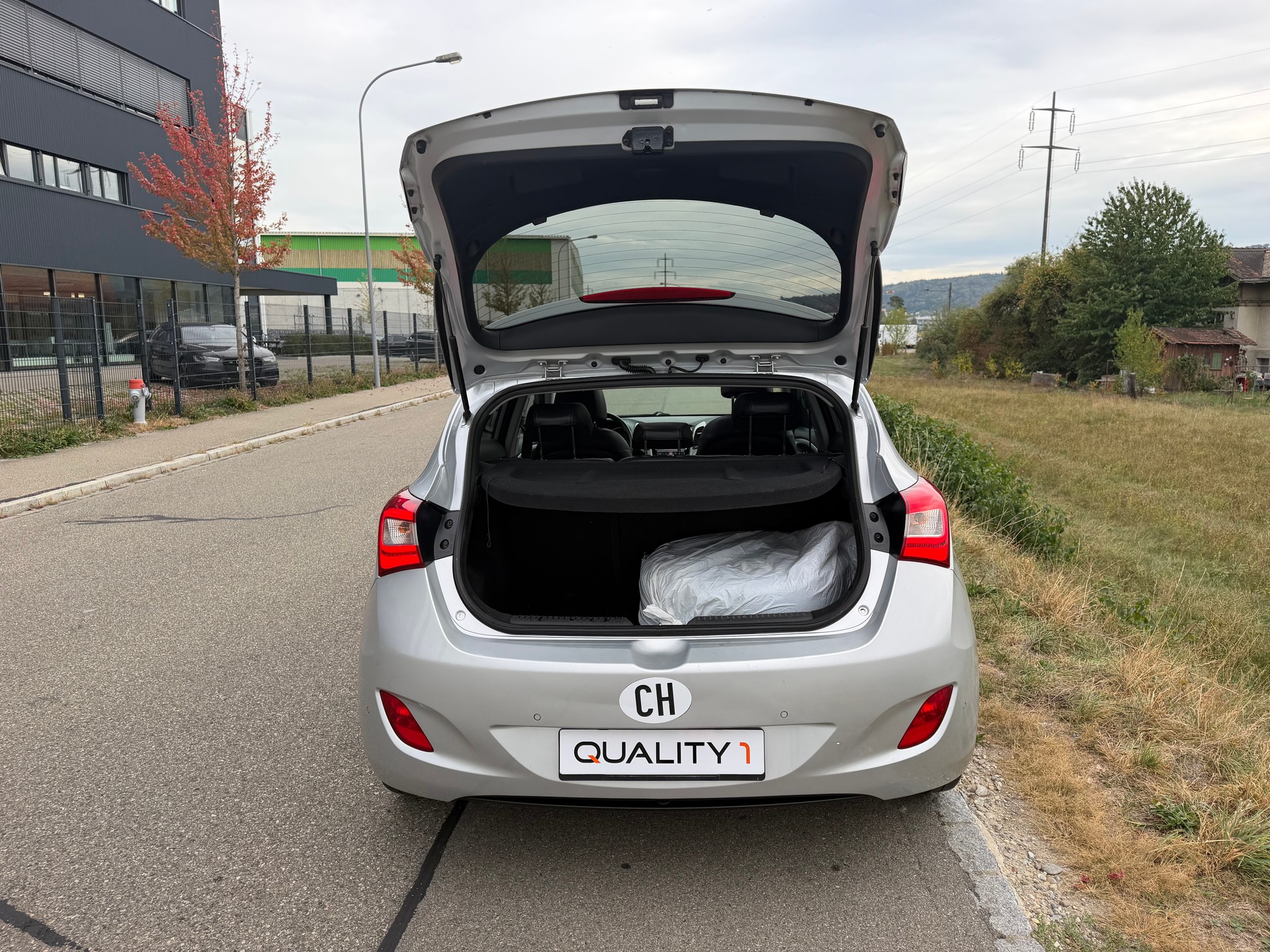 HYUNDAI i30 1.6 CRDi** Vertex** Rückfahrkamera ** Panorama-Schiebedach**-image-14