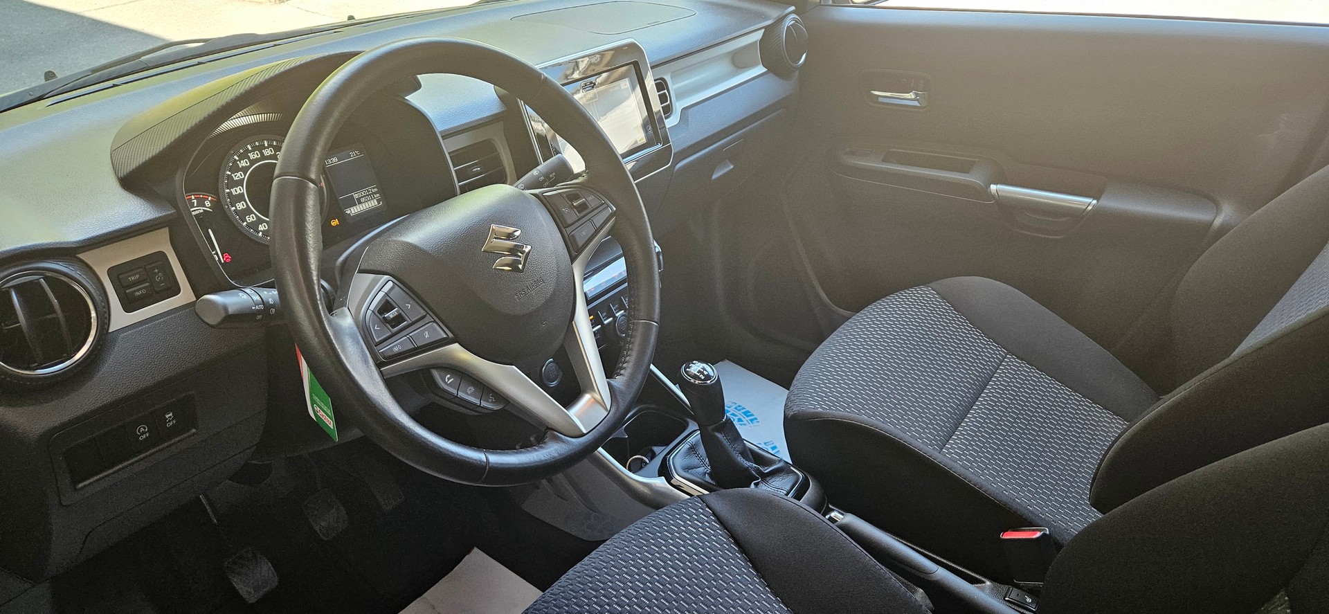 SUZUKI Ignis 1.2i Compact Top Hybrid 4x4-image-11