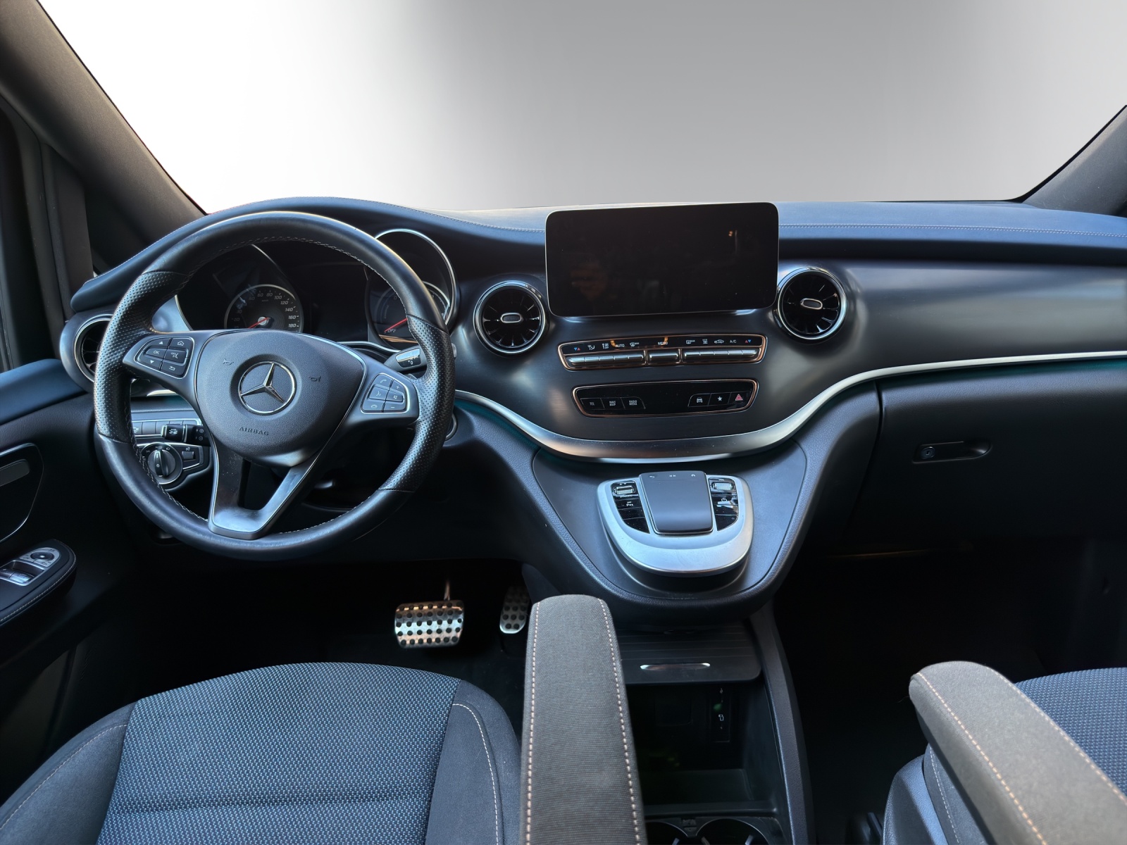 Image MERCEDES-BENZ EQV-300 EQV 300 lang