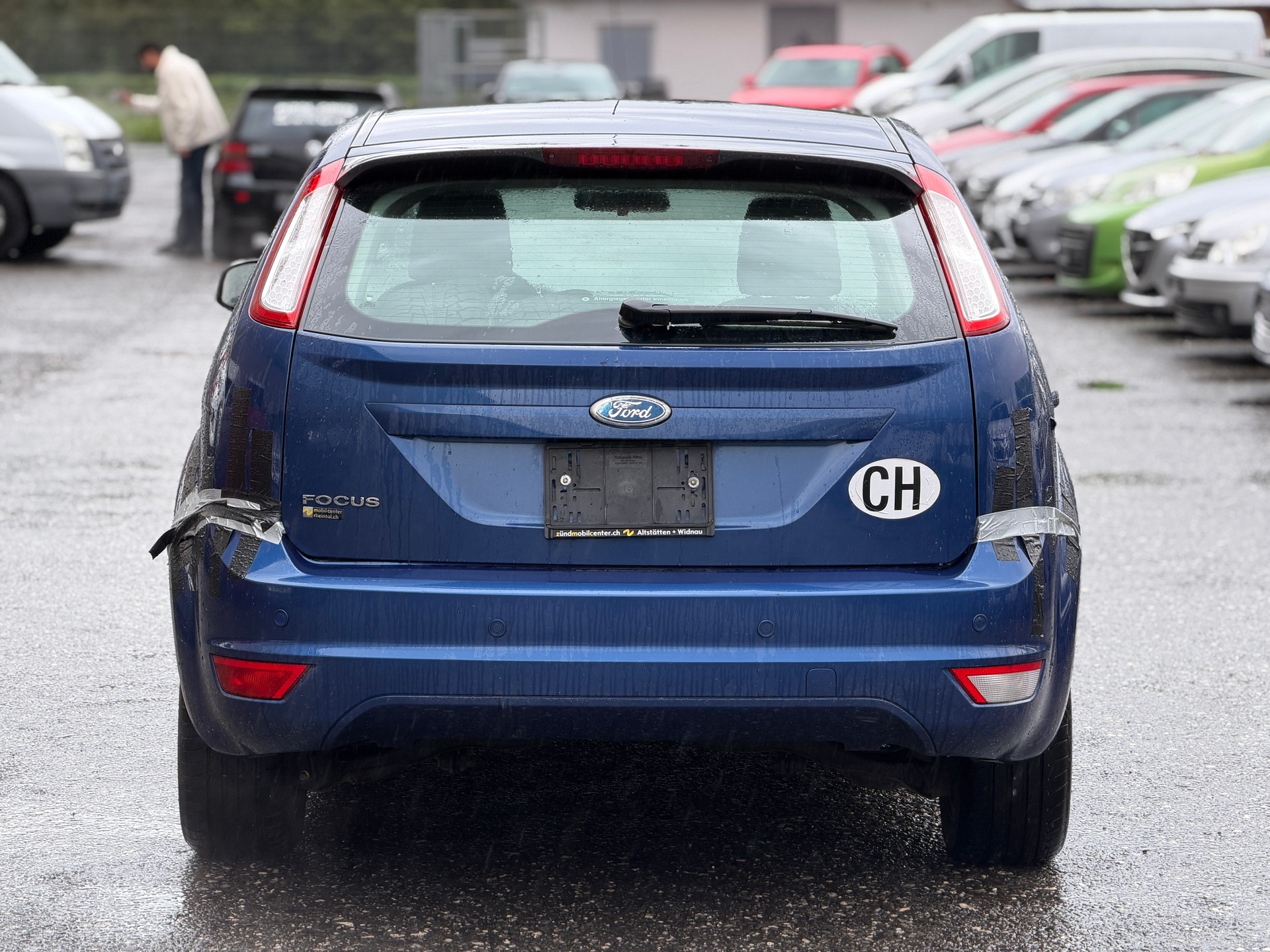 FORD Focus 2.0i Carving Automatic-image-3