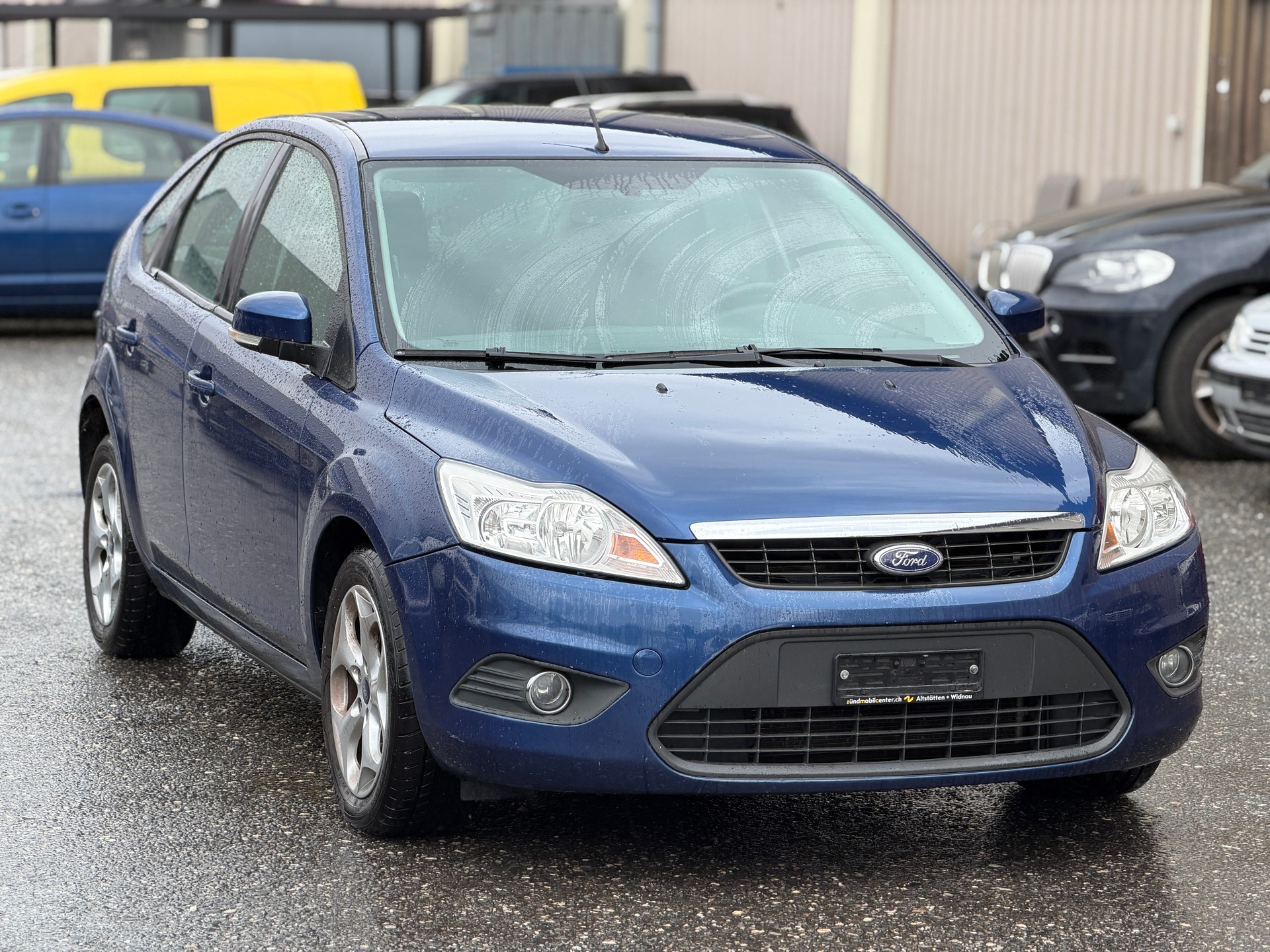 FORD Focus 2.0i Carving Automatic-image-1