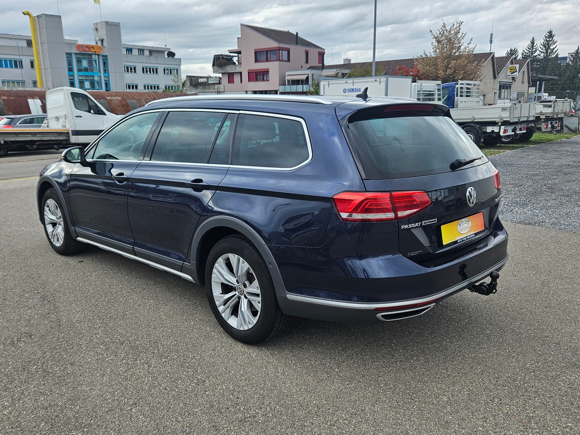 VW Passat Alltrack 2.0 TDI BMT 4Motion-image-6