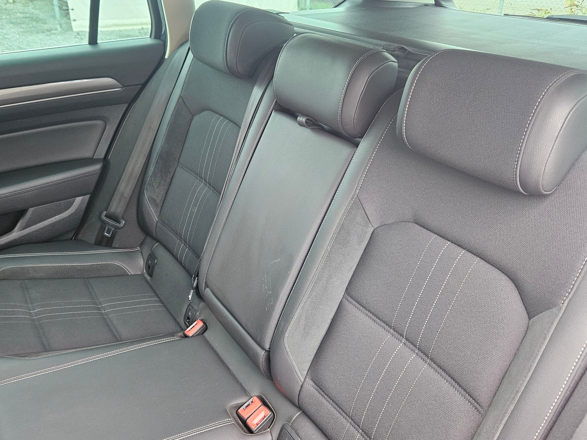VW Passat Alltrack 2.0 TDI BMT 4Motion-image-9