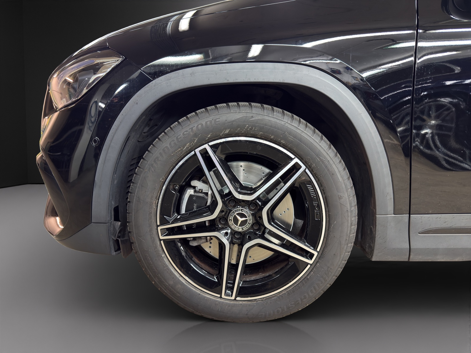 MERCEDES-BENZ GLA 250 AMG Line 4Matic-image-10