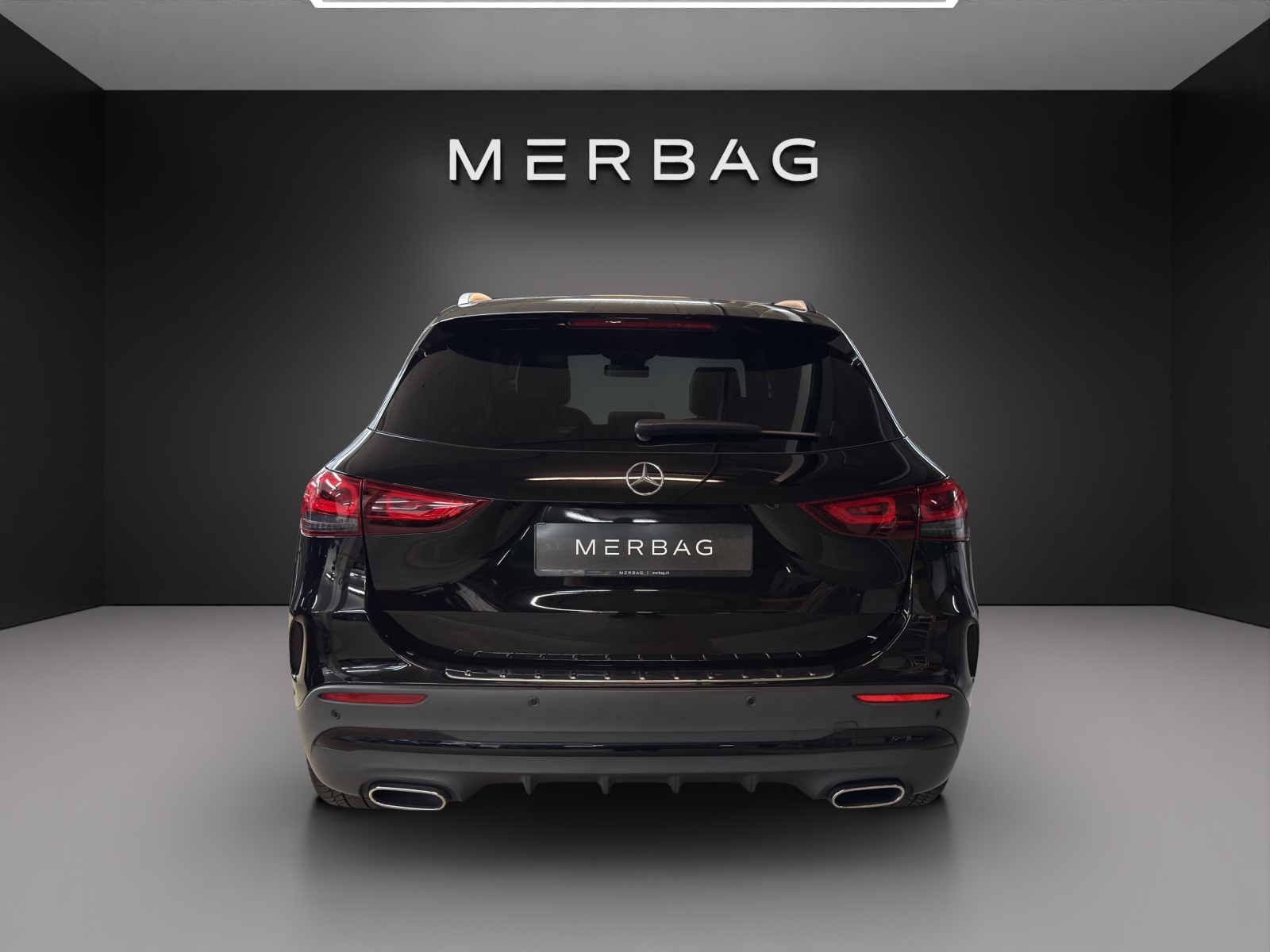 MERCEDES-BENZ GLA 250 AMG Line 4Matic-image-3