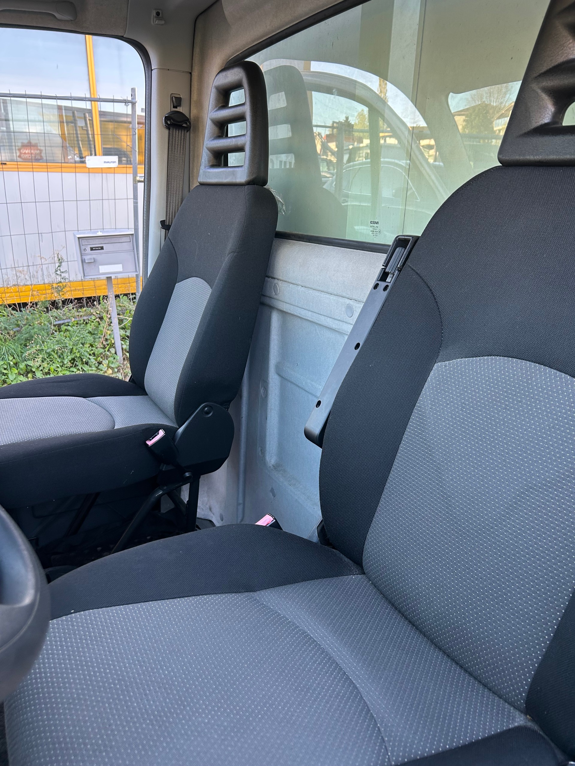 IVECO 35 S 15-image-7