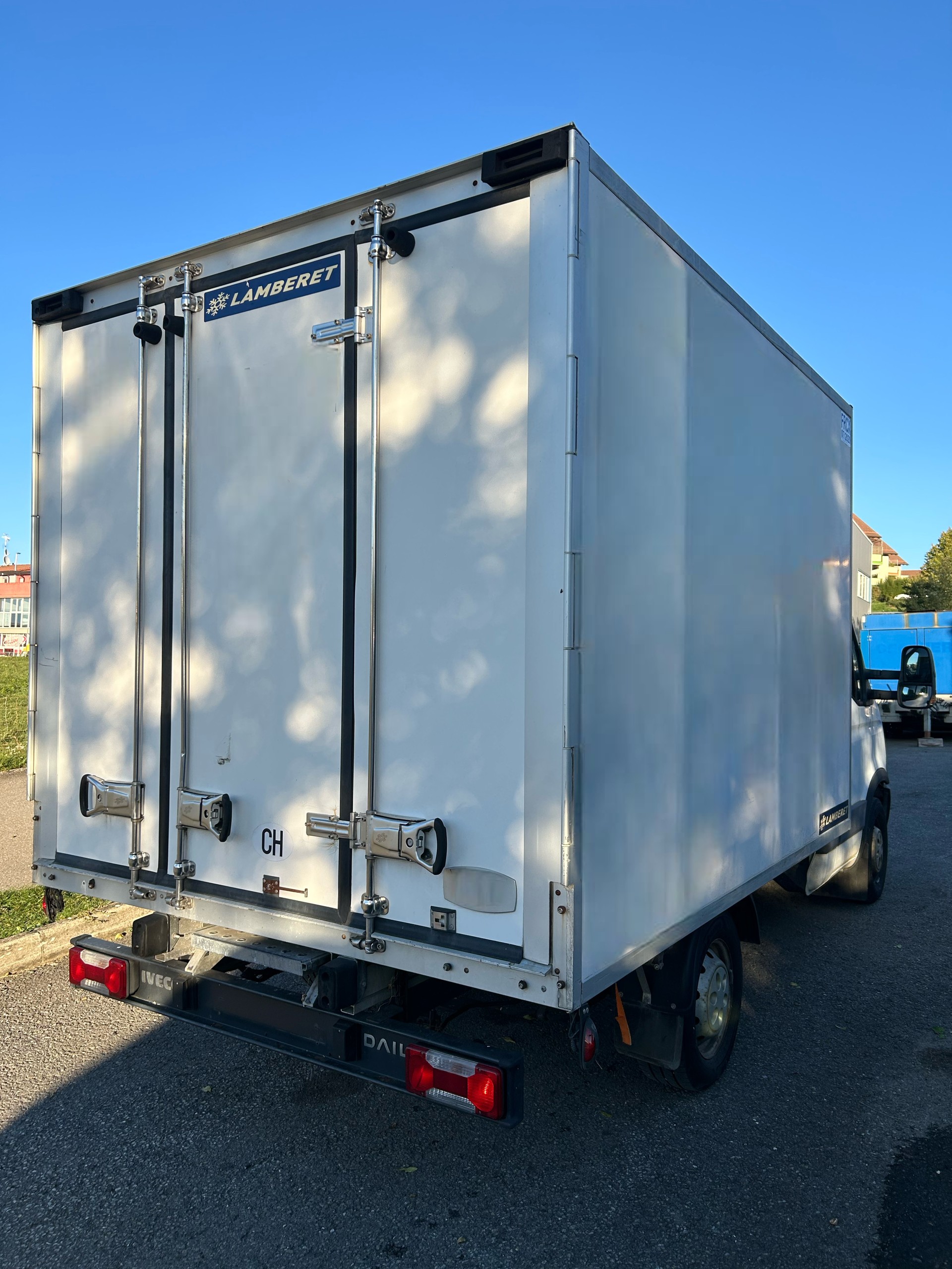 IVECO 35 S 15-image-2