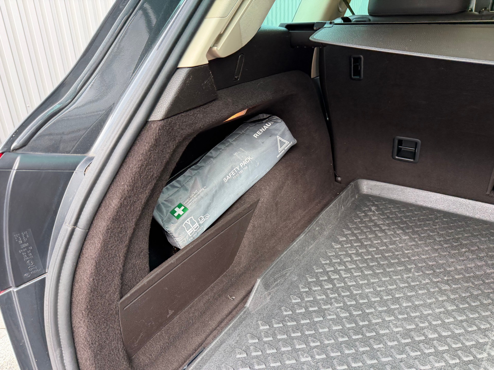 VW Touareg 3.0 TDI BlueMotion Technology Tiptronic CROCHET ATTELAGE 3500 KG-image-18