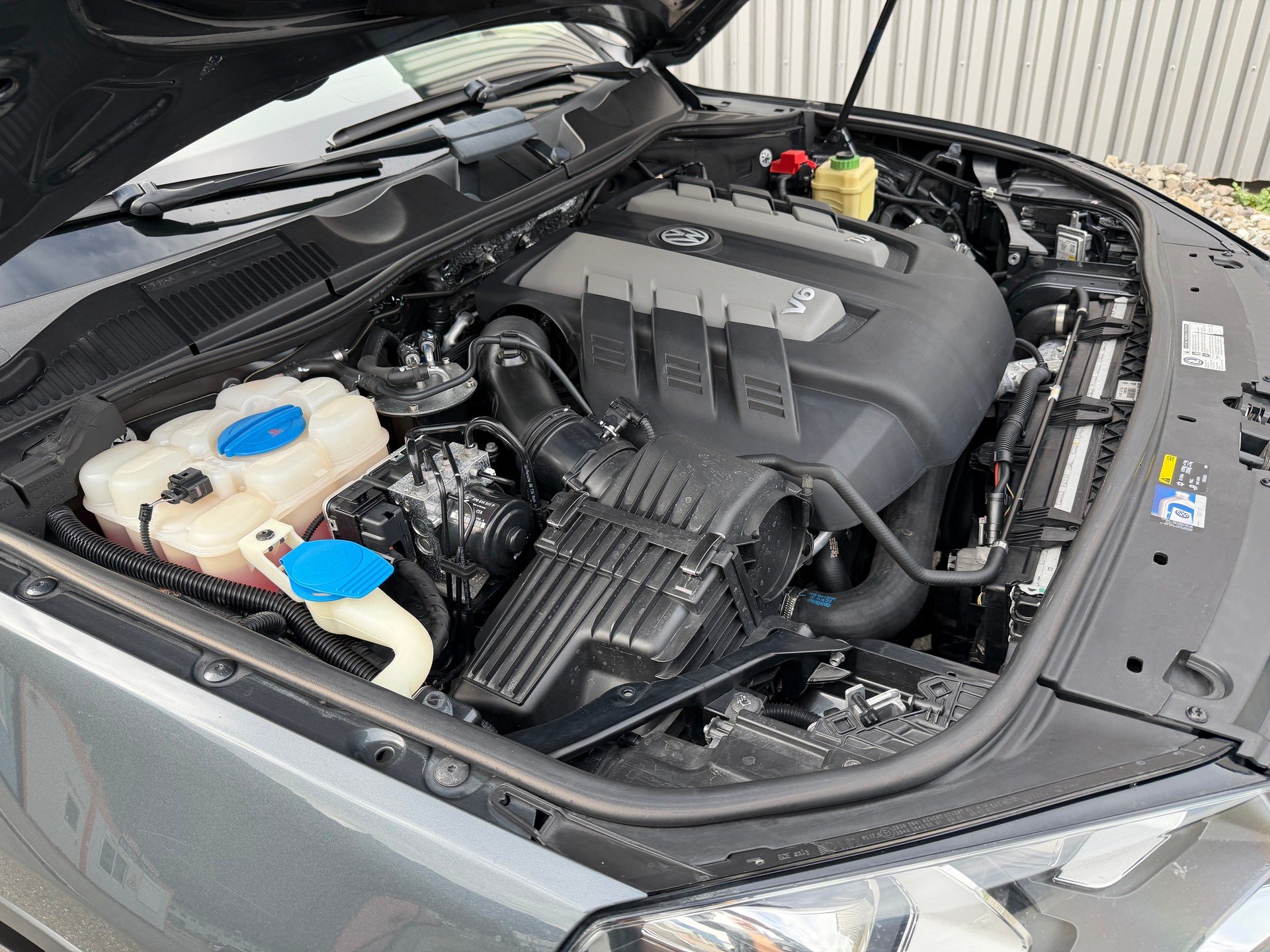 VW Touareg 3.0 TDI BlueMotion Technology Tiptronic CROCHET ATTELAGE 3500 KG-image-46