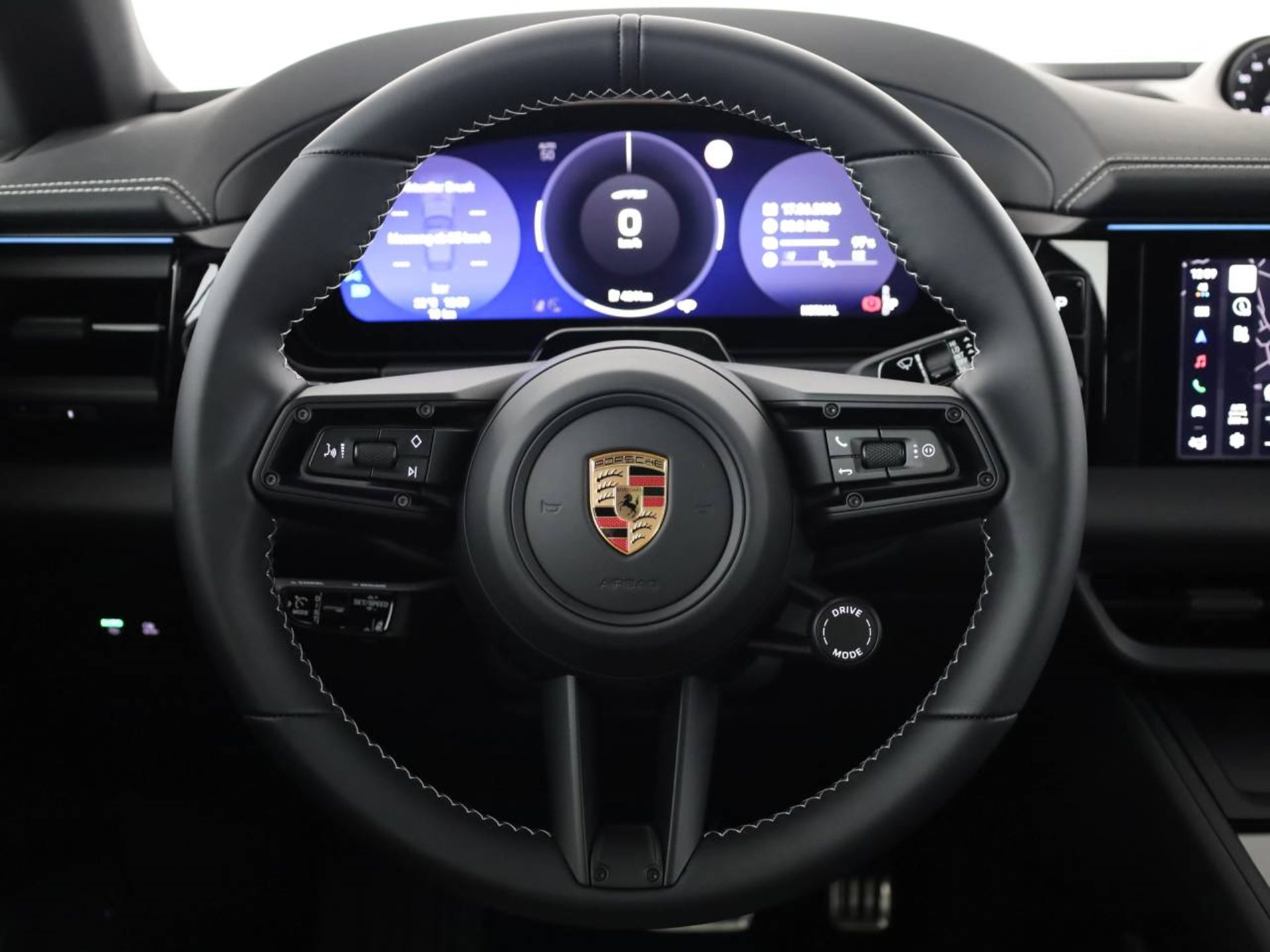 PORSCHE Macan GTS-image-9