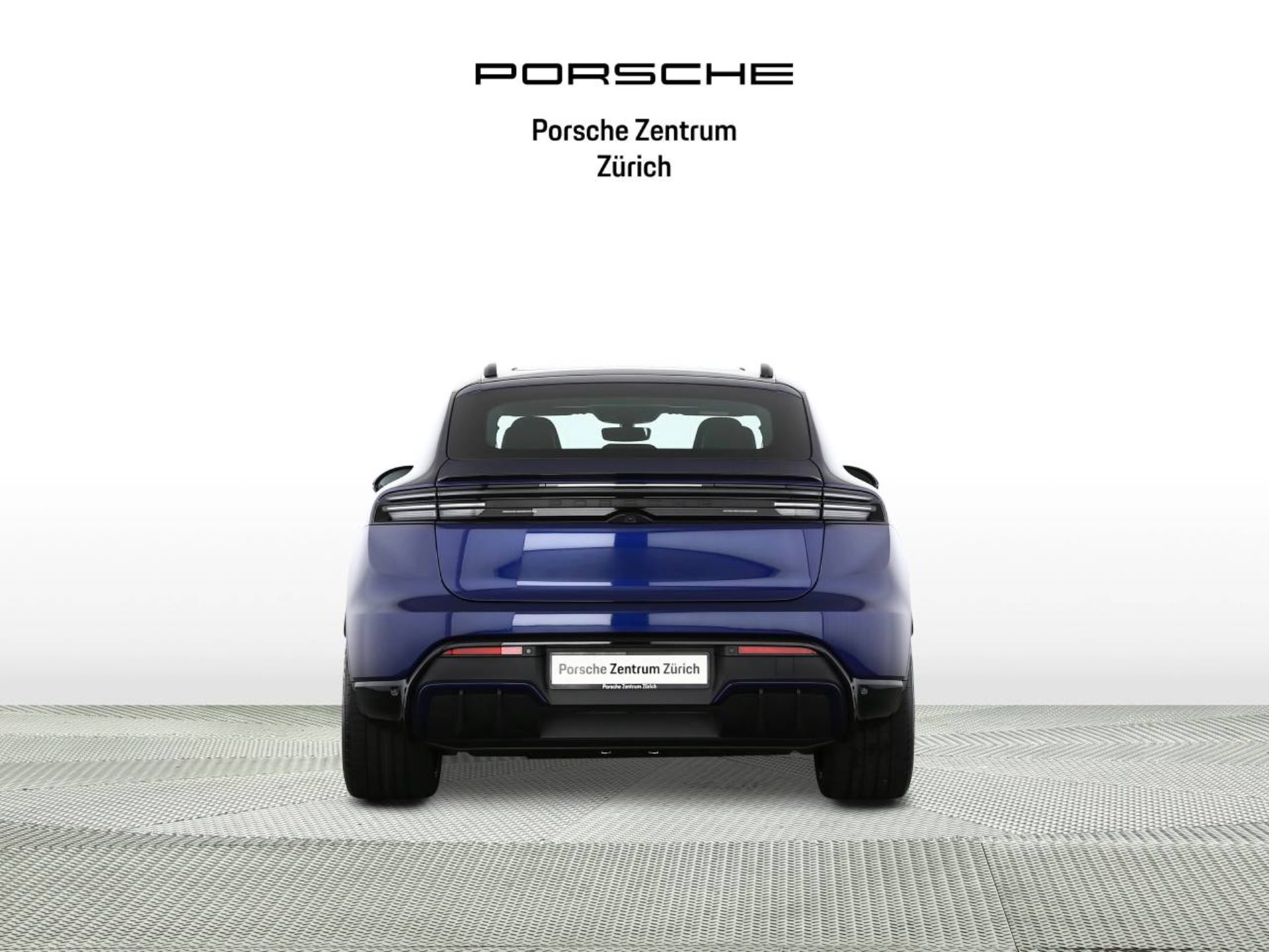 PORSCHE Macan GTS-image-6