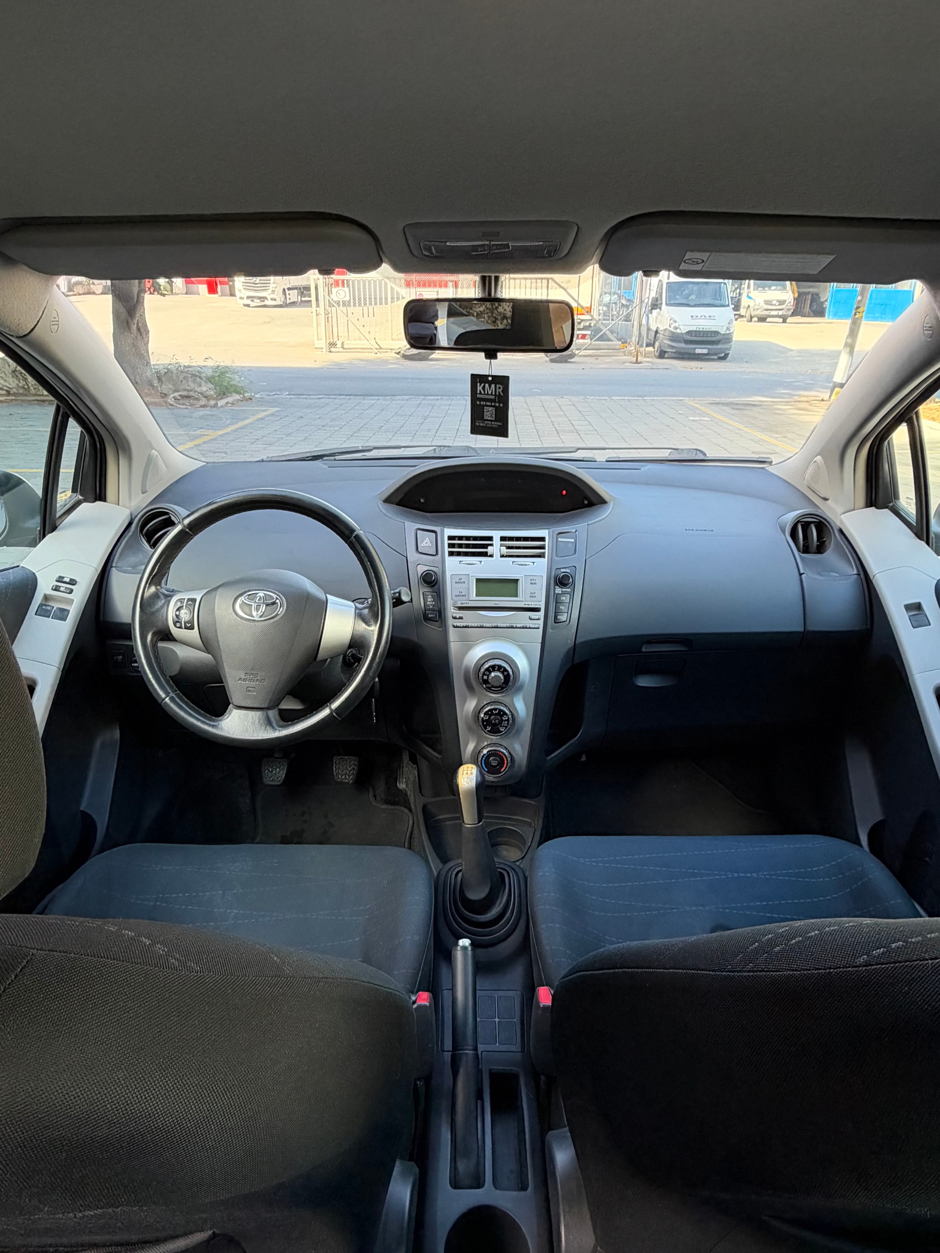 TOYOTA Yaris 1.4 D-4D Linea Luna-image-5