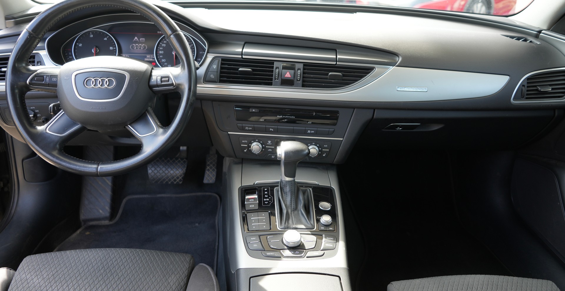 AUDI A6 Avant 3.0 TDI V6 quattro S-tronic-image-8