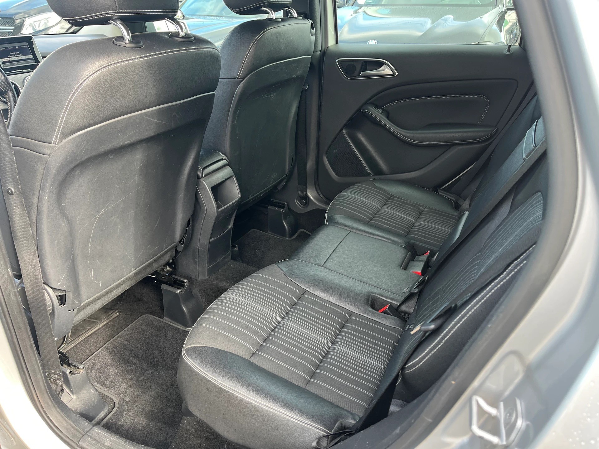 MERCEDES-BENZ B 180 CDI 7G-DCT-image-10