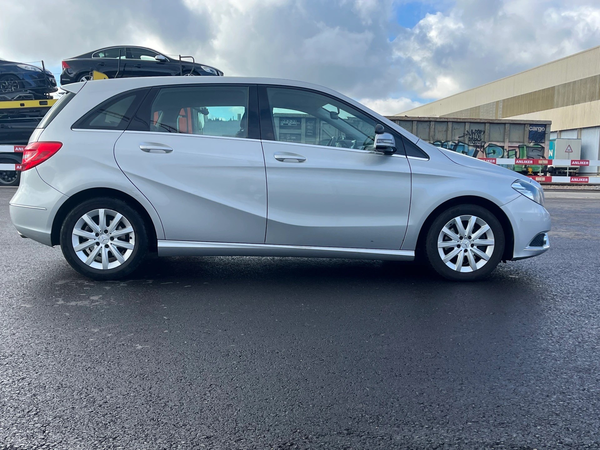 MERCEDES-BENZ B 180 CDI 7G-DCT-image-6