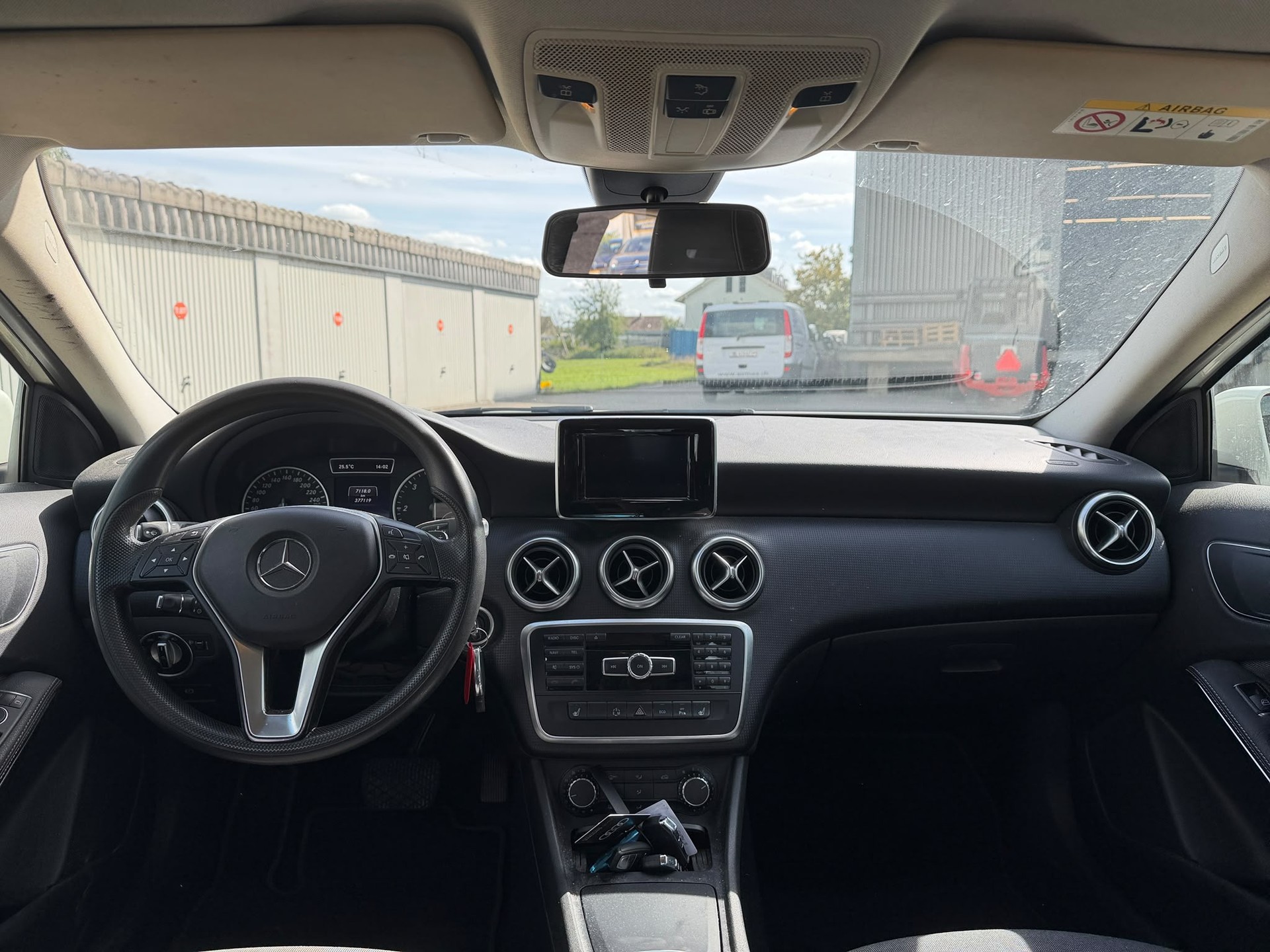 MERCEDES-BENZ A 160 CDI Style 7G-DCT-image-8