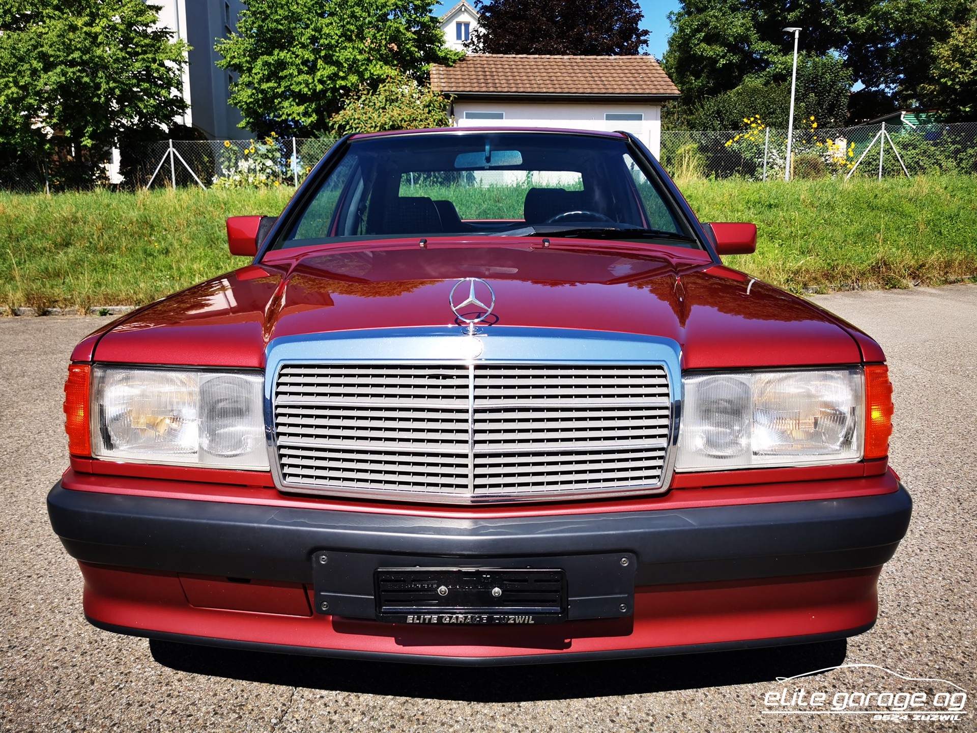 MERCEDES-BENZ 190 E 2.5-16-image-1