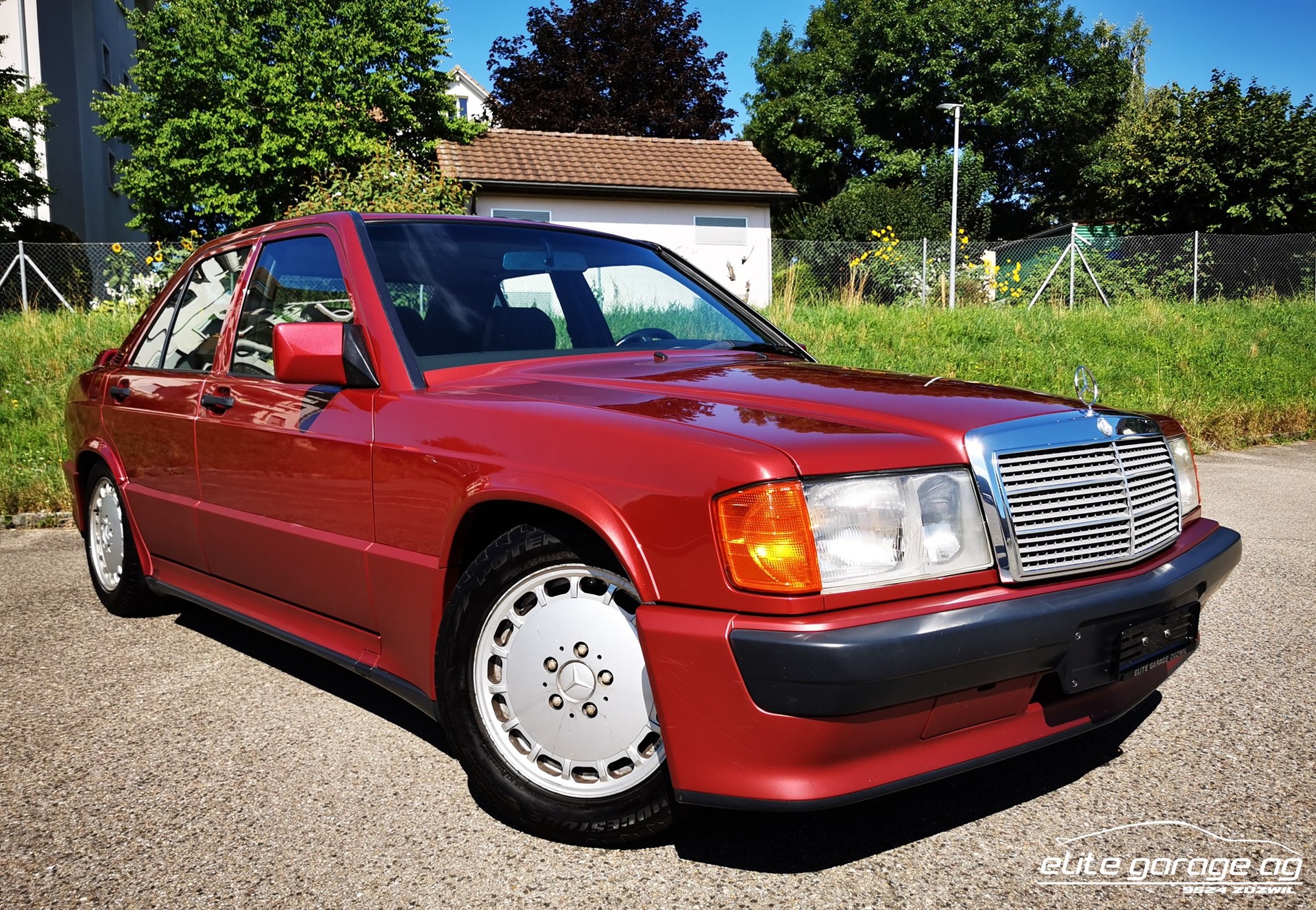 MERCEDES-BENZ 190 E 2.5-16-image-2