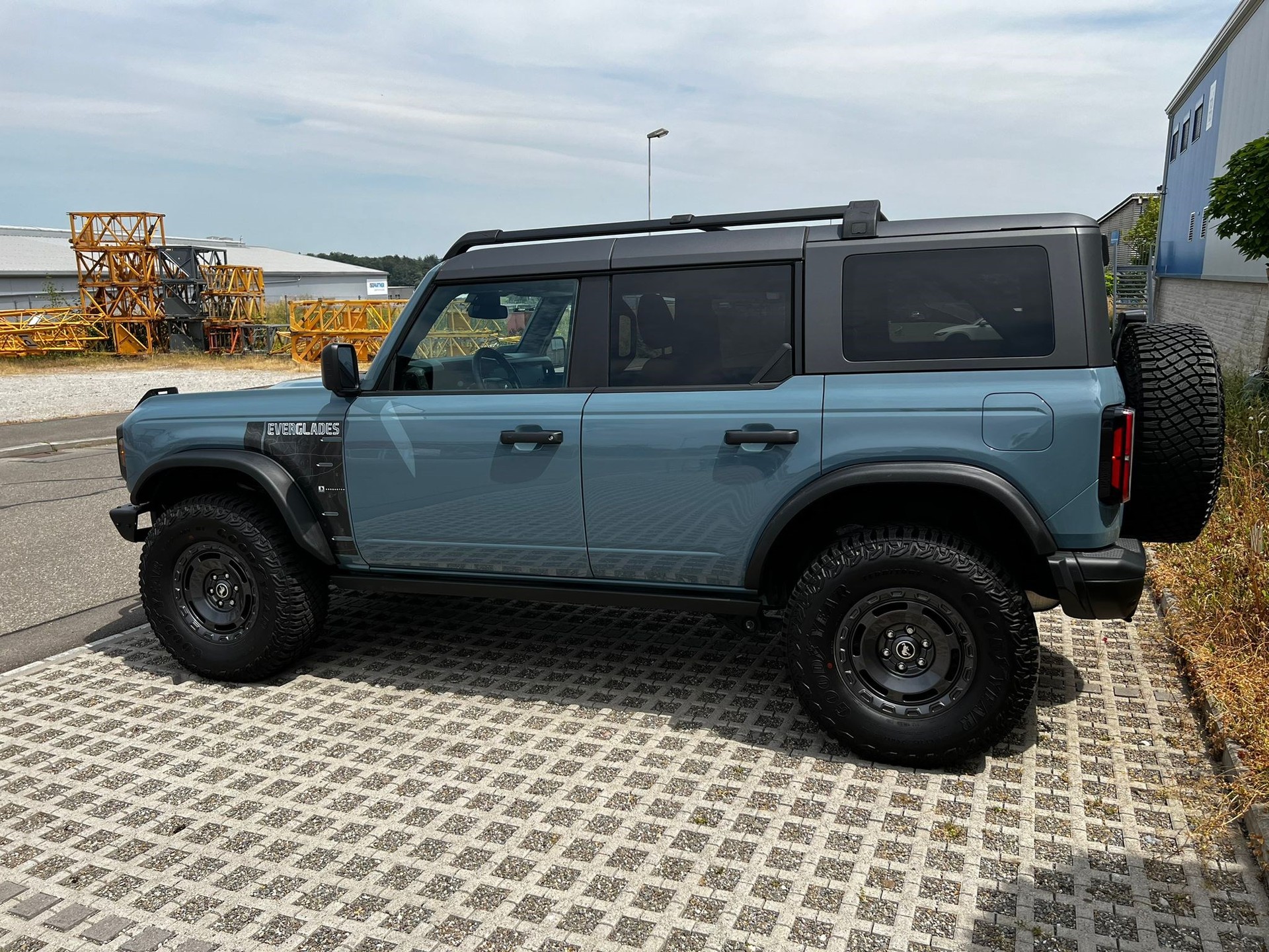 FORD BRONCO Everglades Ausführung-image-12