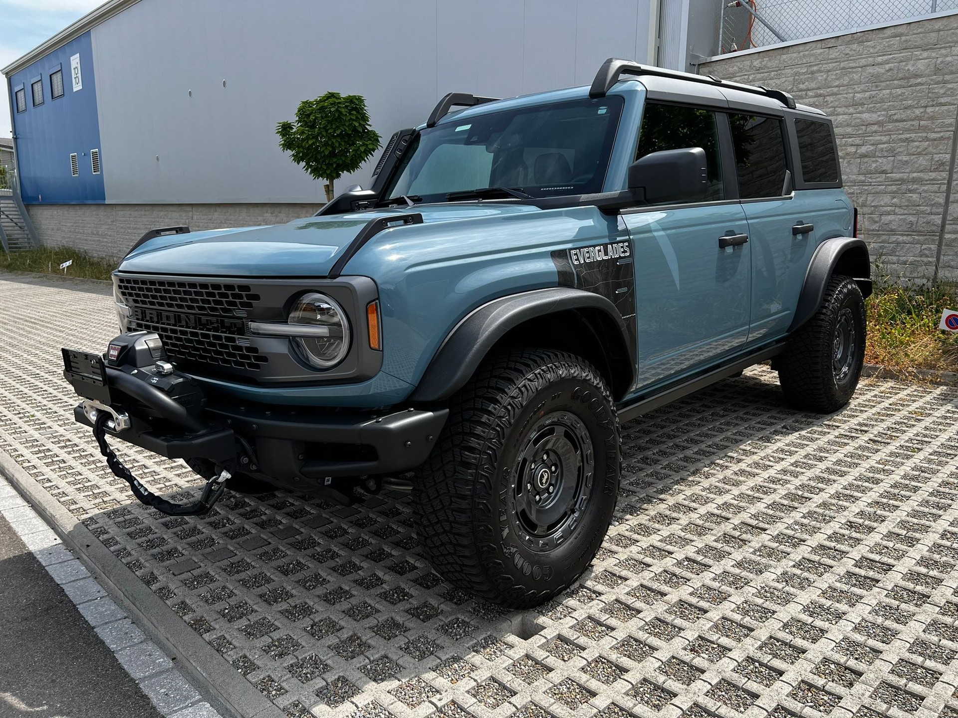 FORD BRONCO Everglades Ausführung-image-2
