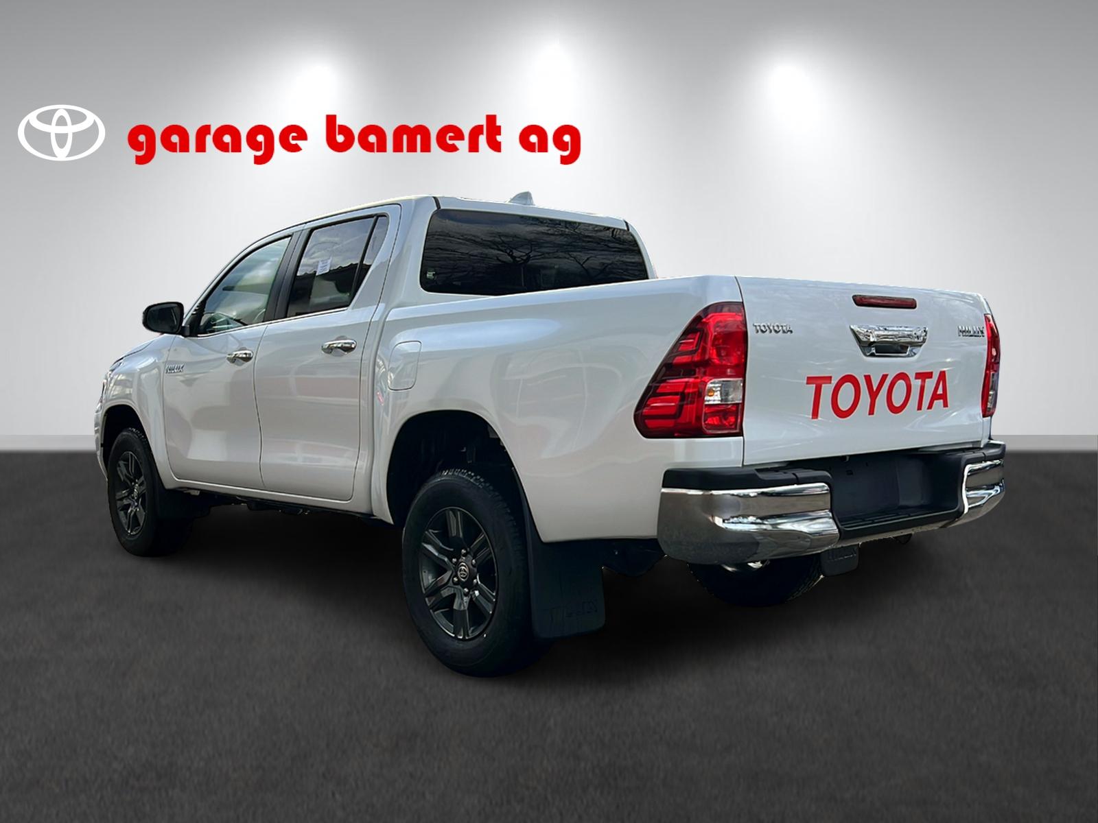 TOYOTA Hilux Double Cab.-Pick-up 2.4 D-4D 150 Style-image-3