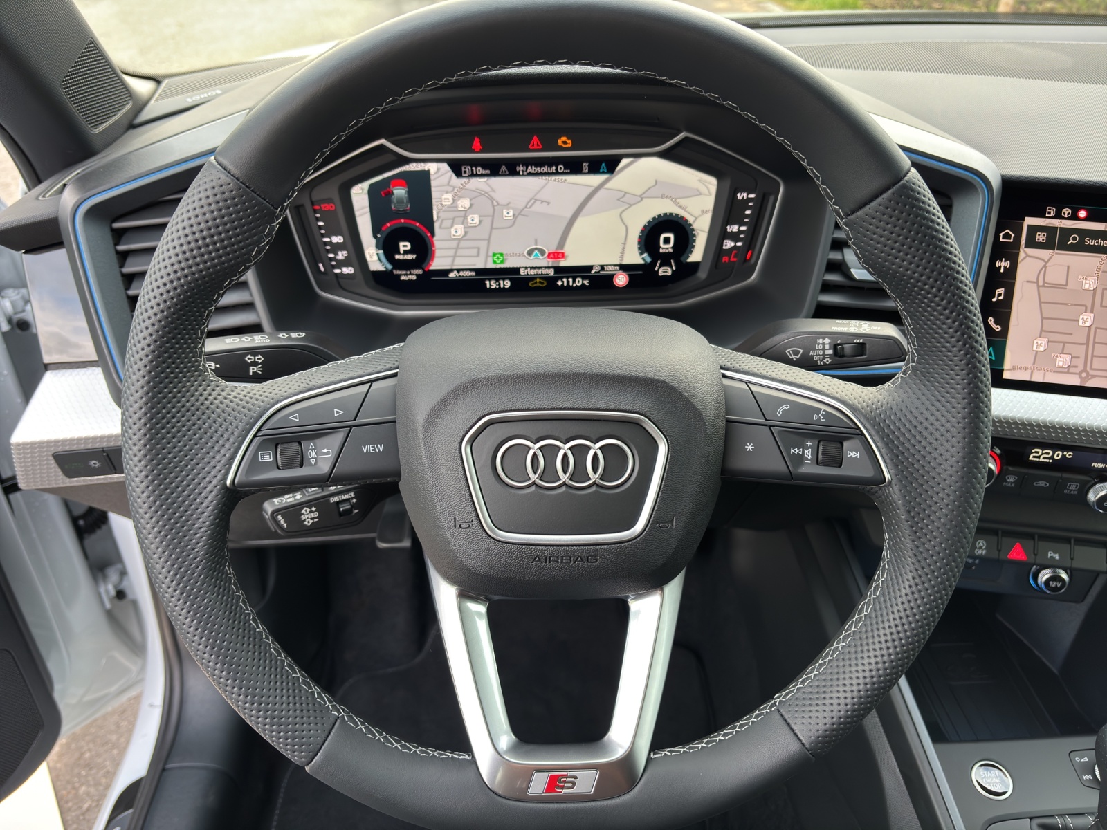 AUDI A1 Sportback 35 TFSI S Line S-tronic-image-16