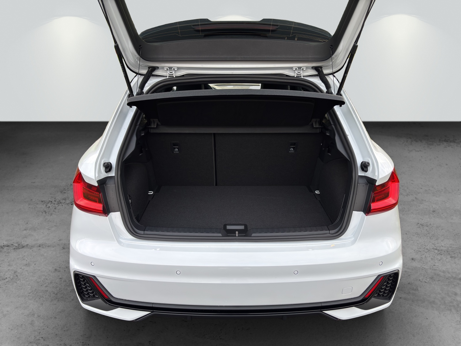 AUDI A1 Sportback 35 TFSI S Line S-tronic-image-9