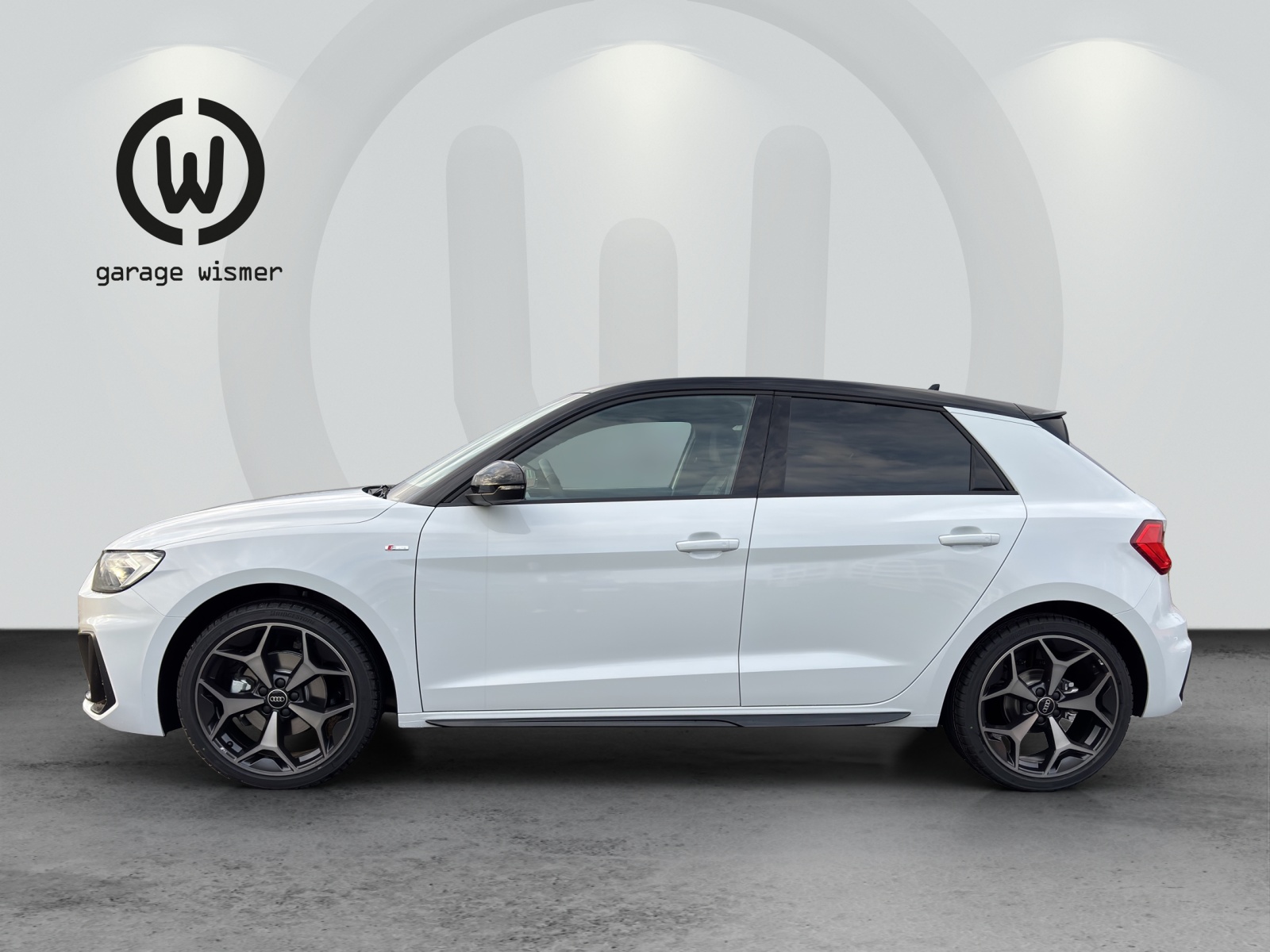 AUDI A1 Sportback 35 TFSI S Line S-tronic-image-1