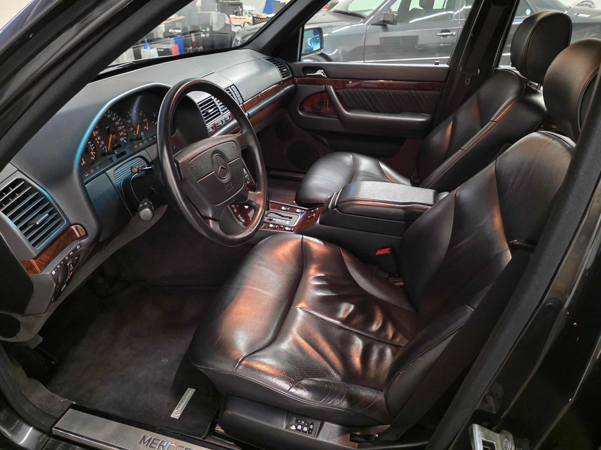 MERCEDES-BENZ S 500 L Automatic 12 Monate Garantie-image-3
