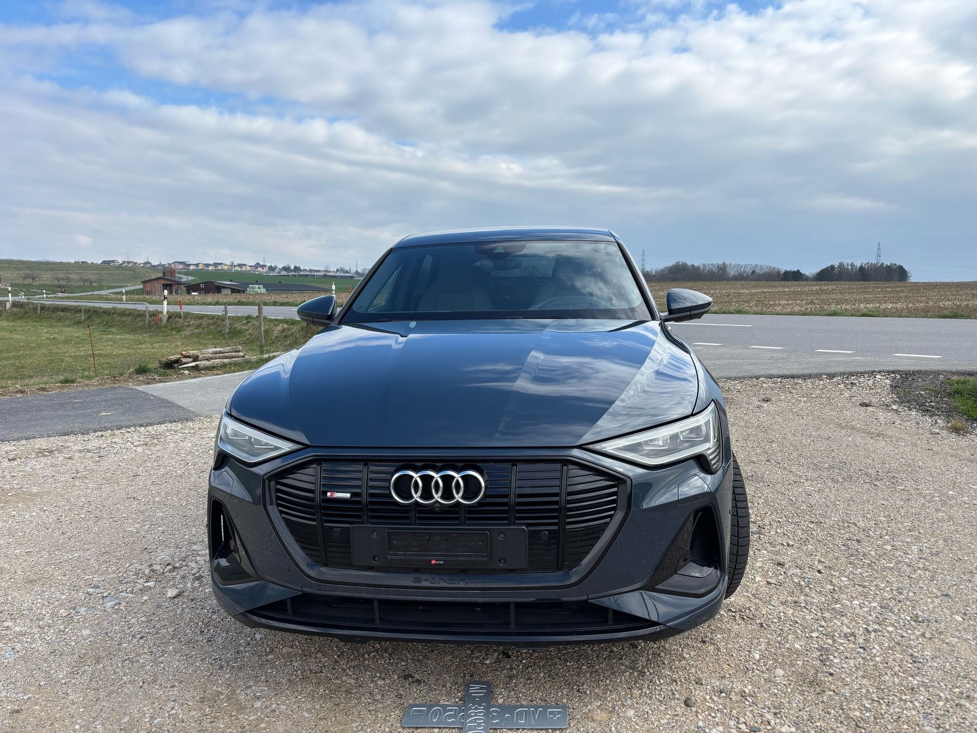 AUDI e-tron 50 Sportback S Line quattro-image-2