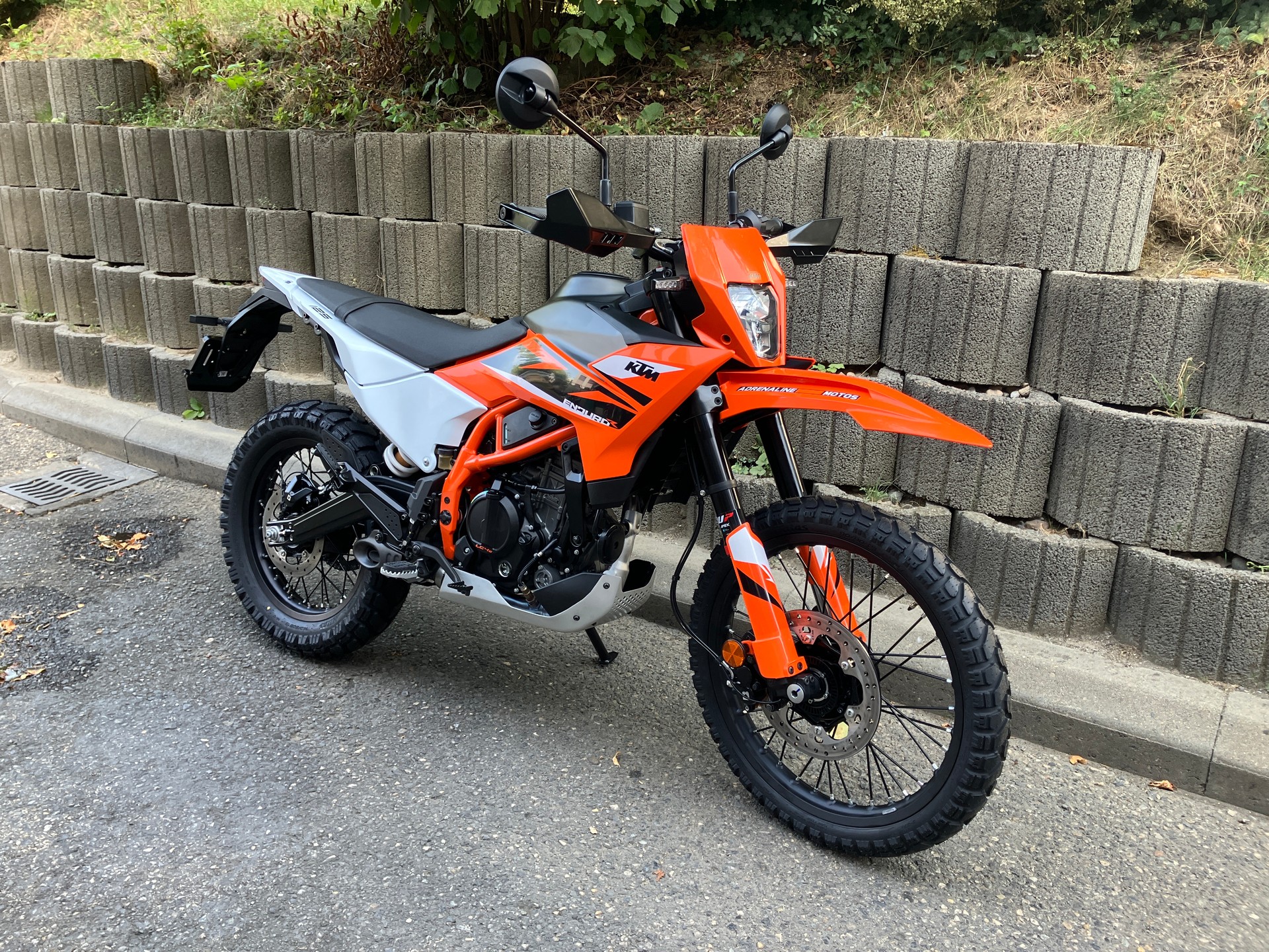 KTM 125 Enduro R-showroom-element-2