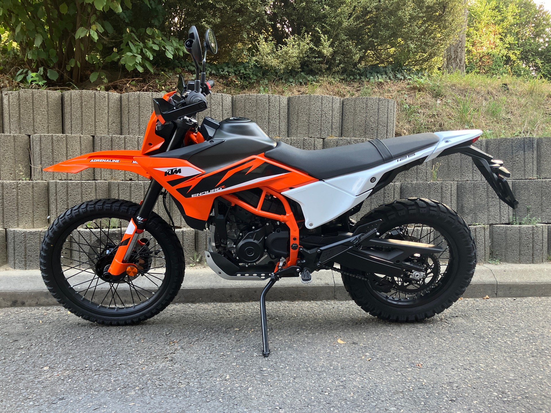 KTM 125 Enduro R-showroom-element-3