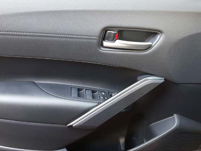TOYOTA Corolla Cross 2.0 HSD Premium AWD-i-image-15