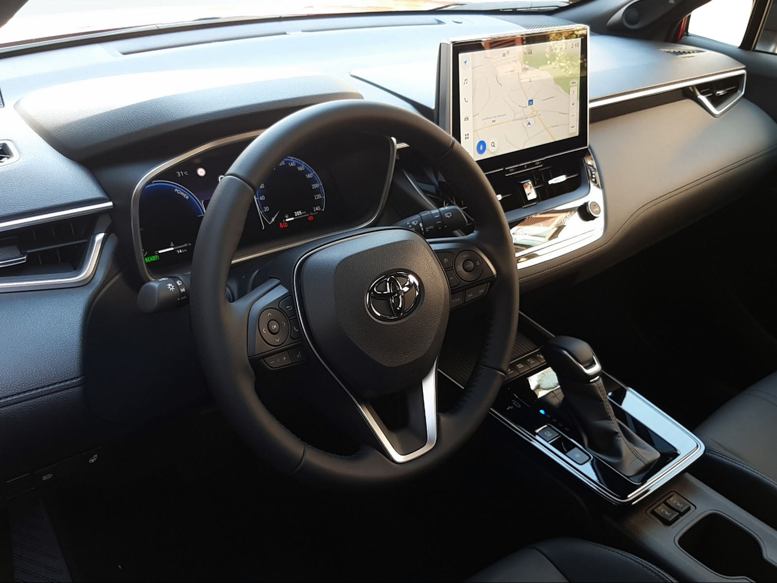 TOYOTA Corolla Cross 2.0 HSD Premium AWD-i-image-8