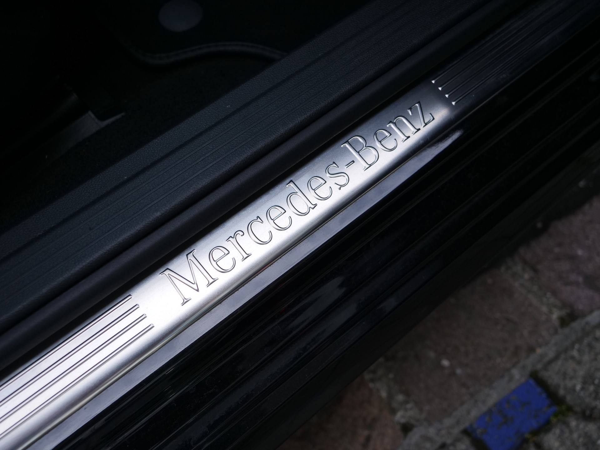 MERCEDES-BENZ E 350 BlueTEC Elégance 4Matic 7G-Tronic-image-23