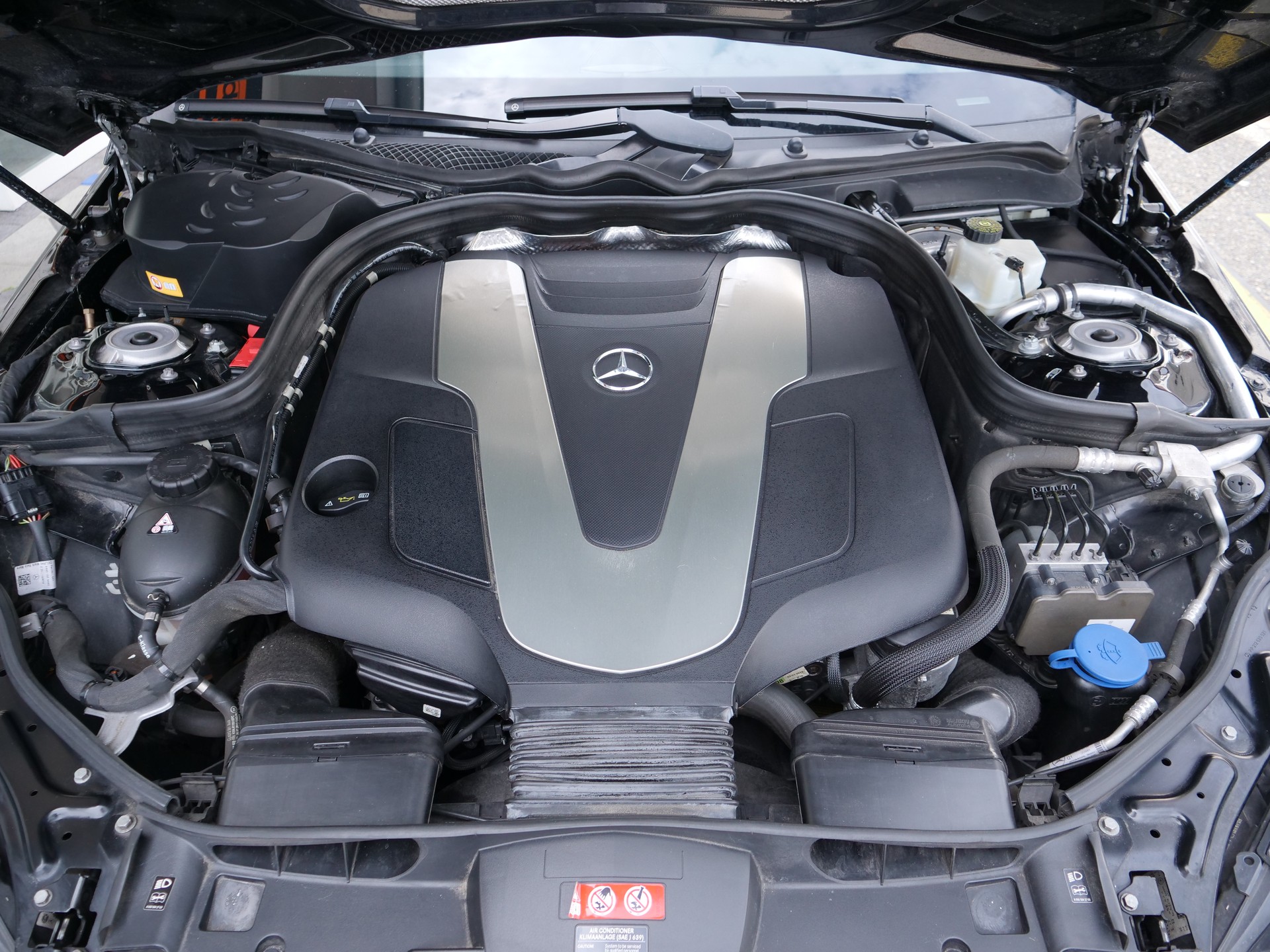 MERCEDES-BENZ E 350 BlueTEC Elégance 4Matic 7G-Tronic-image-29